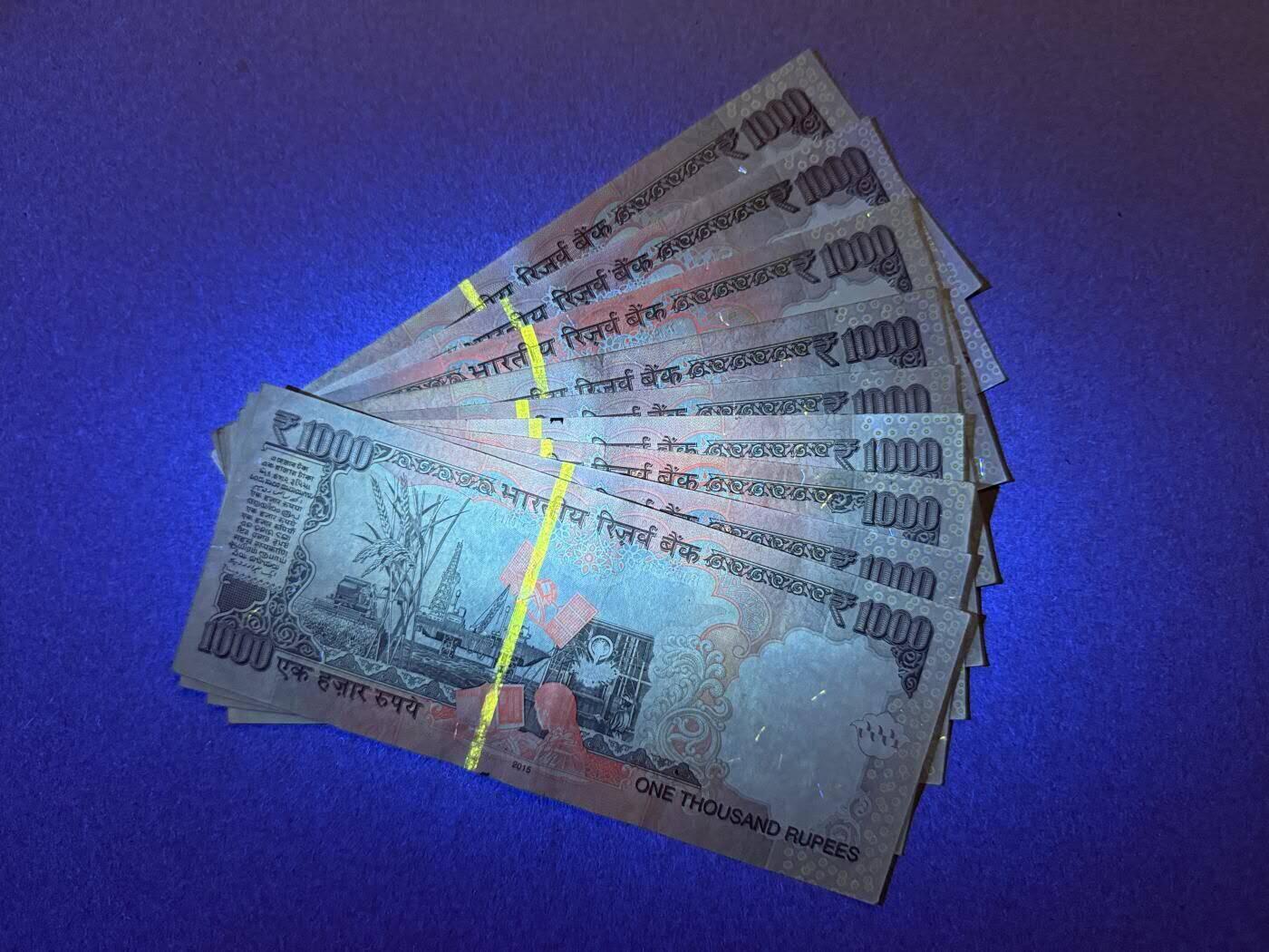 《艾美收藏》第218期-11.2周日外币荟萃 (9张)印度1000卢比9张流通品相