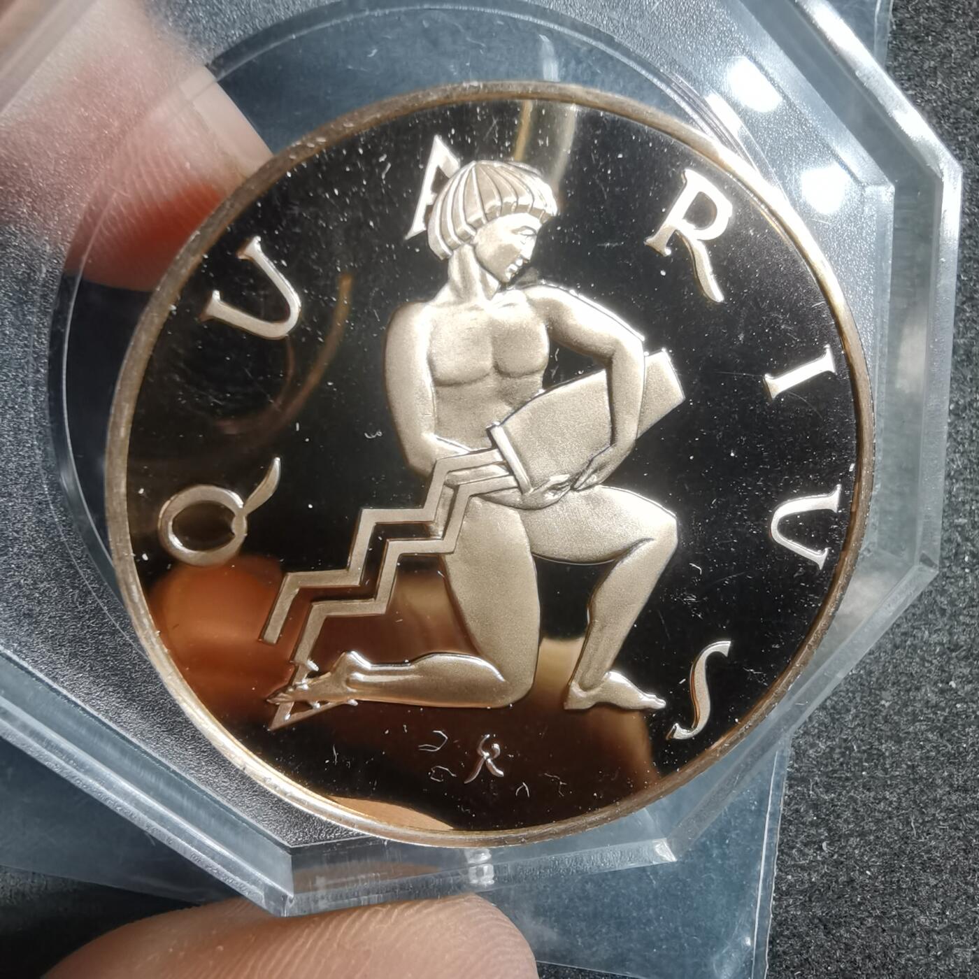 沼泽如烟--第885场 星座章，带盒