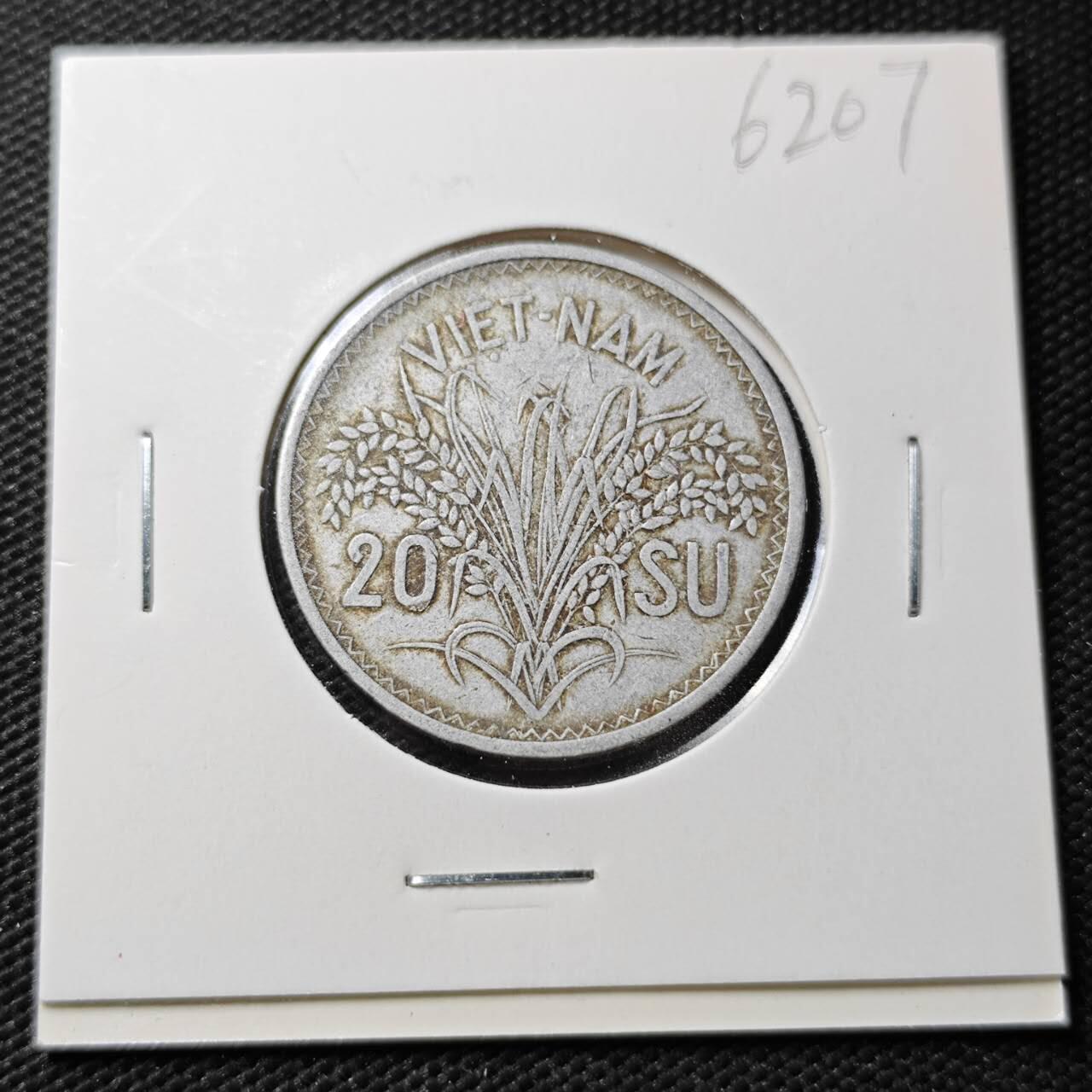 KK钱币收藏小铺  第362场  2月预留时间 周末发货  1953南越三姐妹20SU