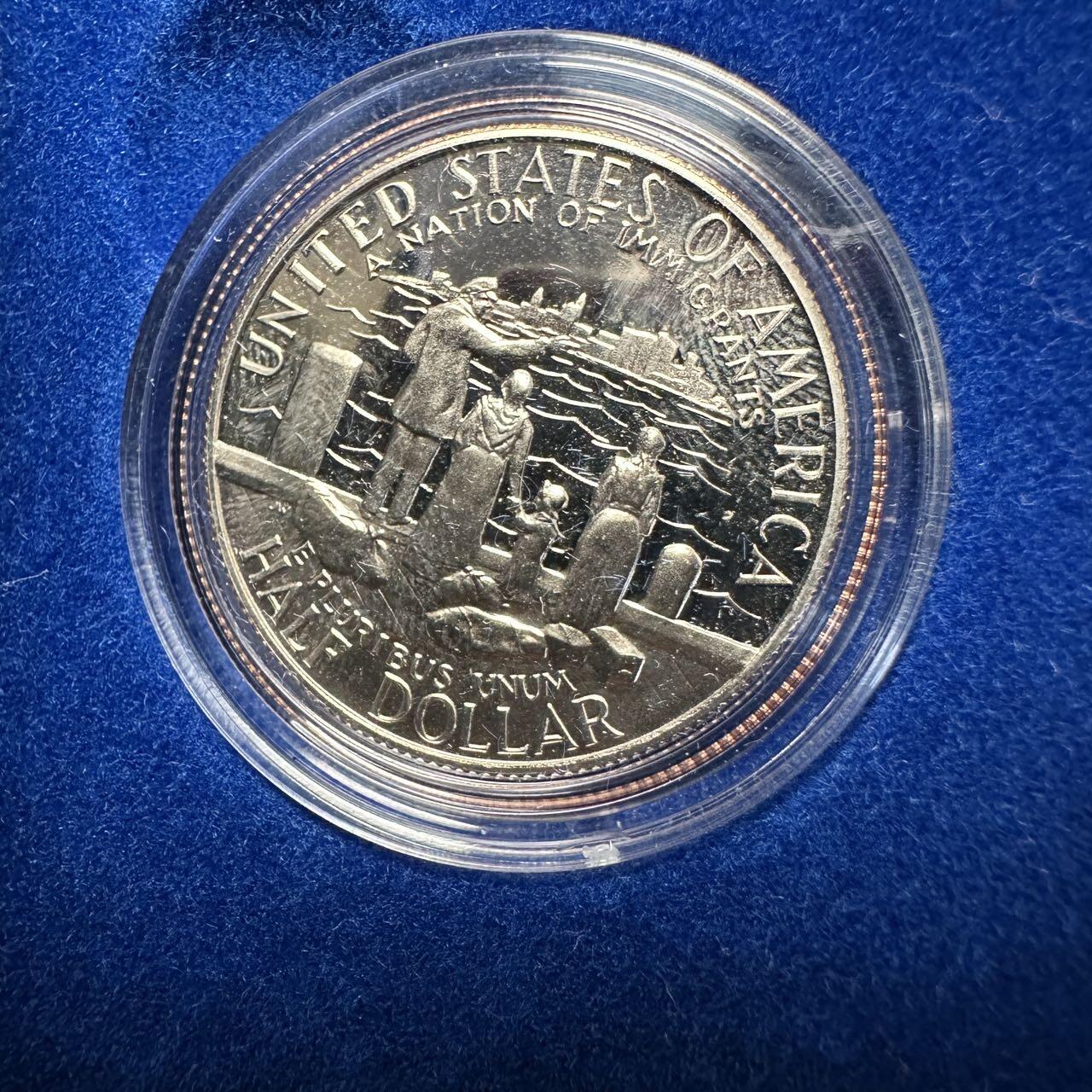 蒂克钱币-第54场 外国精品套币 银币专场 美国1986年美国自由女神像与埃利斯岛精制纪念币 1美元为银币 半美元为镍币