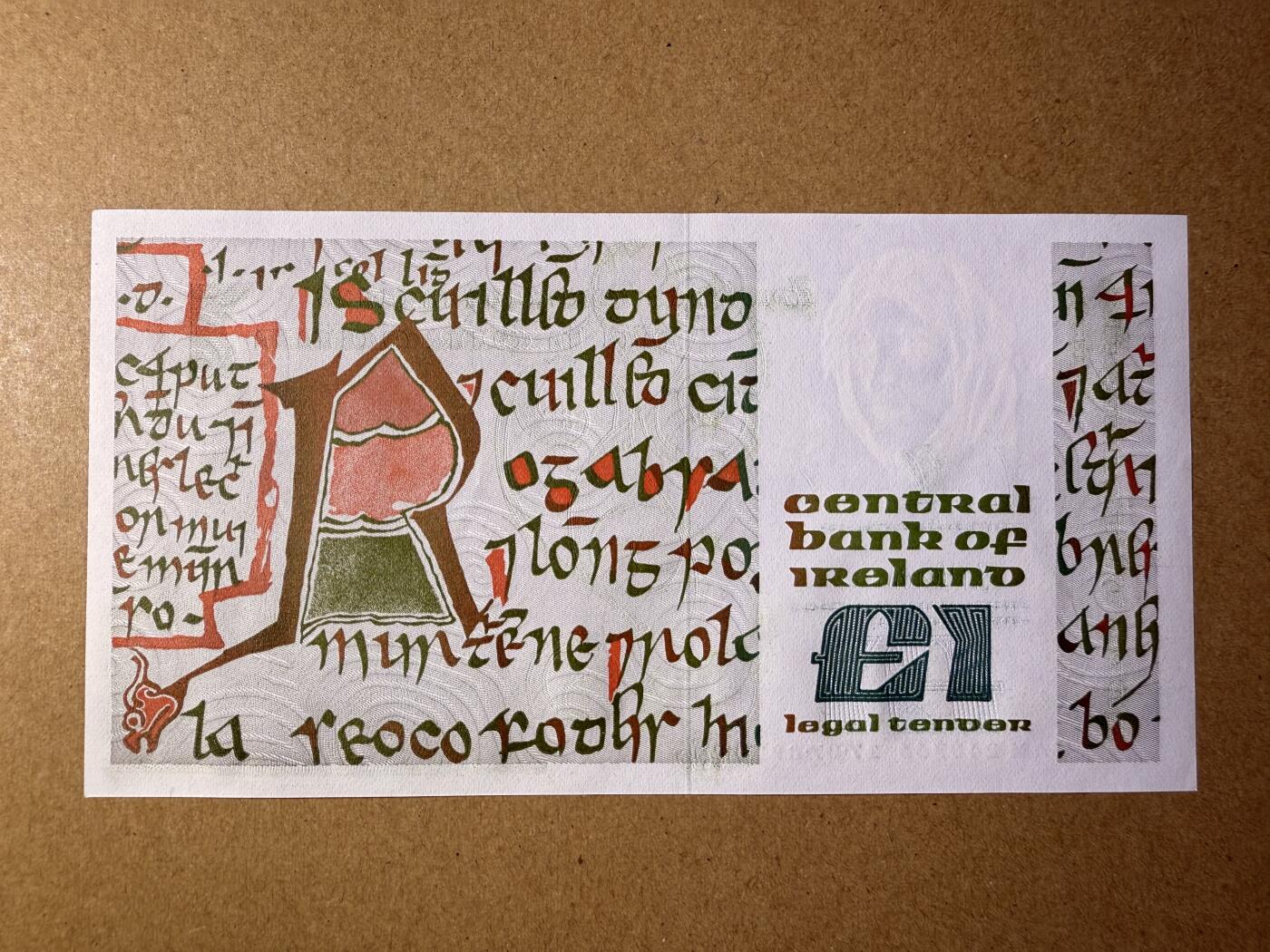 《艾美收藏》第218期-11.2周日外币荟萃 爱尔兰1镑 UNC 1989年 B序列