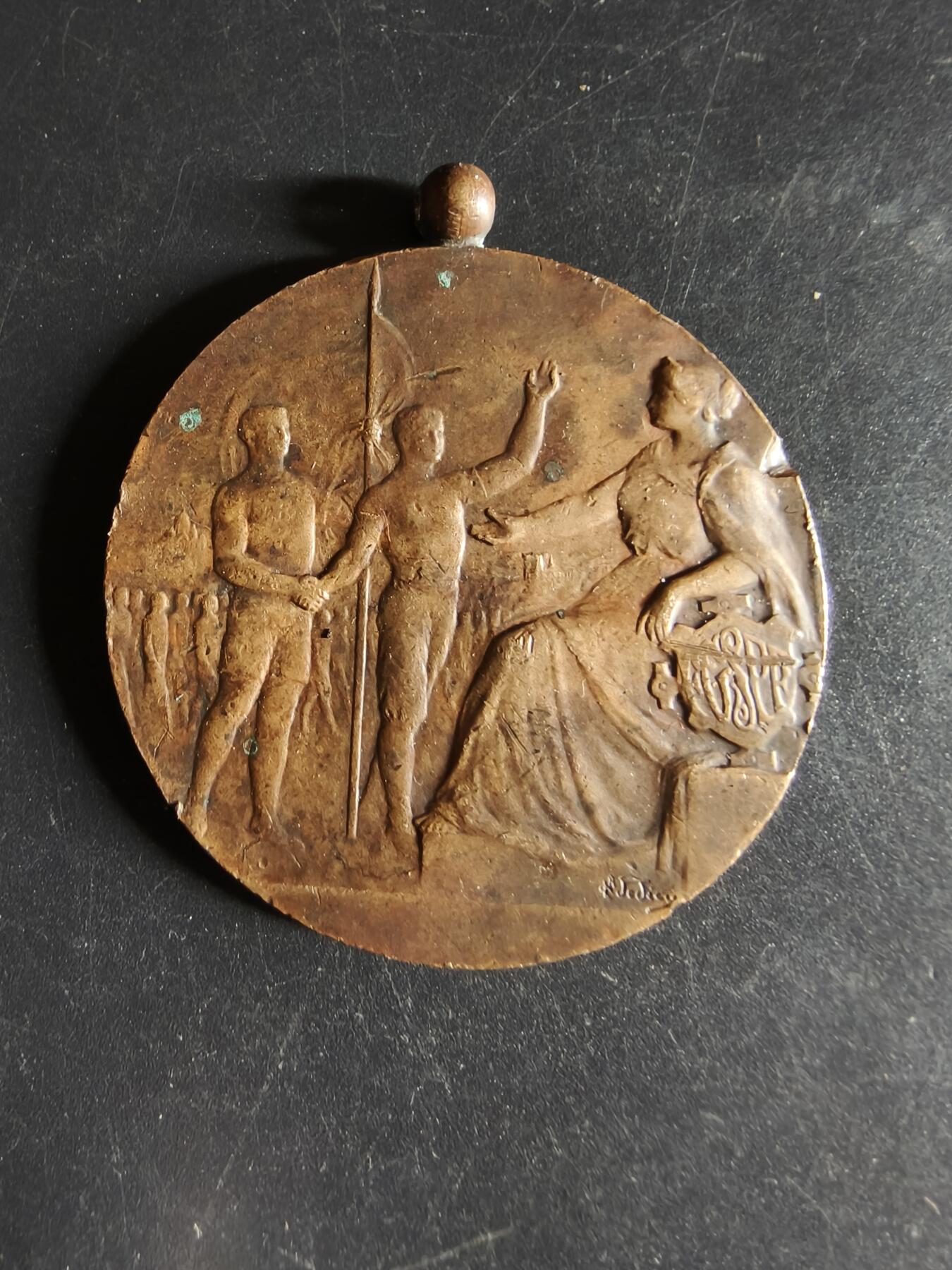 老王徽章第160期 法国体操协会大尺寸铜奖章     直径45mm.    重量39.5g