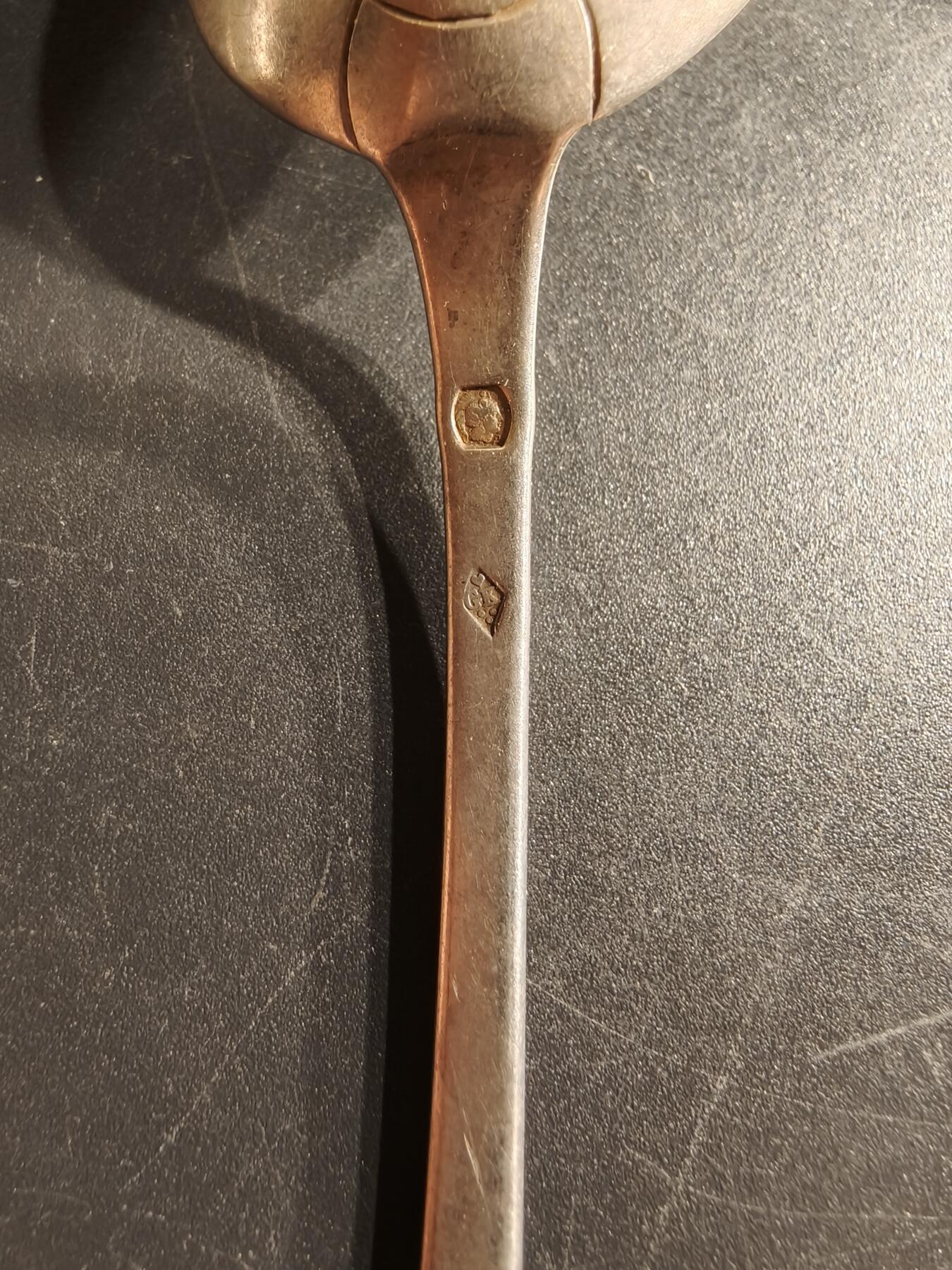 老王徽章第160期 法国银餐具一组     57g.     800银