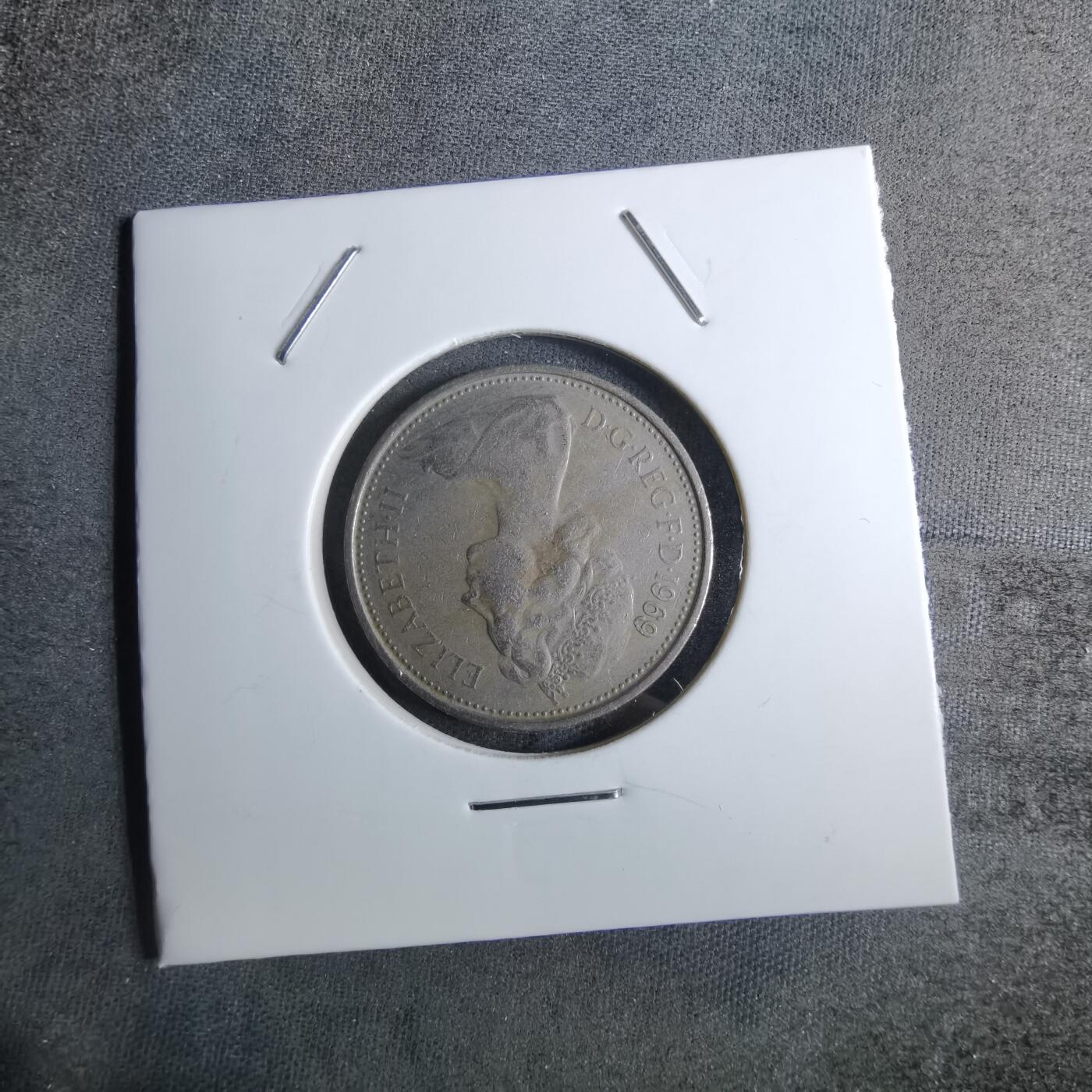 沼泽如烟--第886场 英国1969年5便士