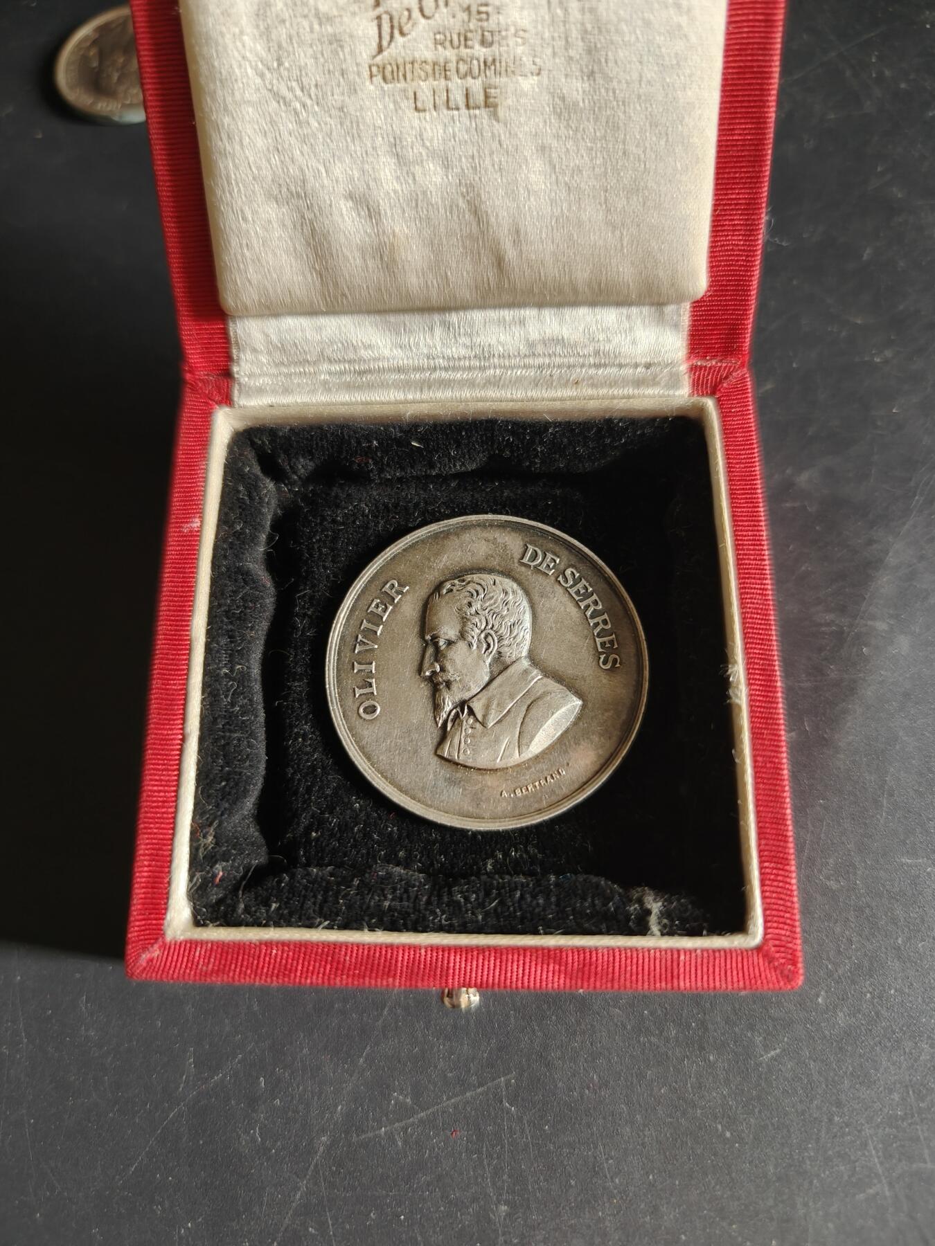 老王徽章第160期