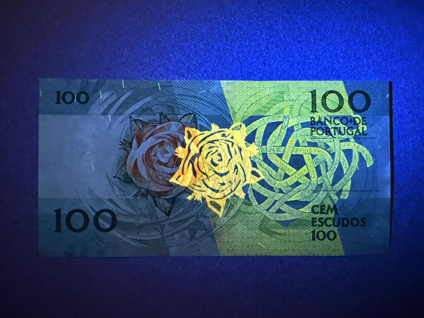 《艾美收藏》第218期-11.2周日外币荟萃 葡萄牙100埃斯库多 UNC 1987年 局部荧光 无4