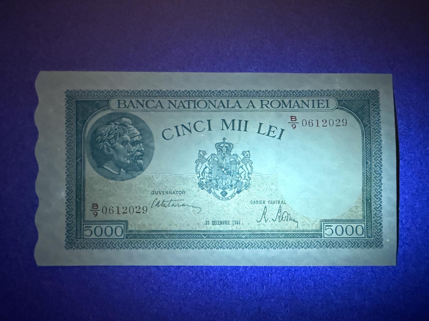 《艾美收藏》第218期-11.2周日外币荟萃 罗马尼亚5000列伊 UNC 1945年 局部荧光 无47