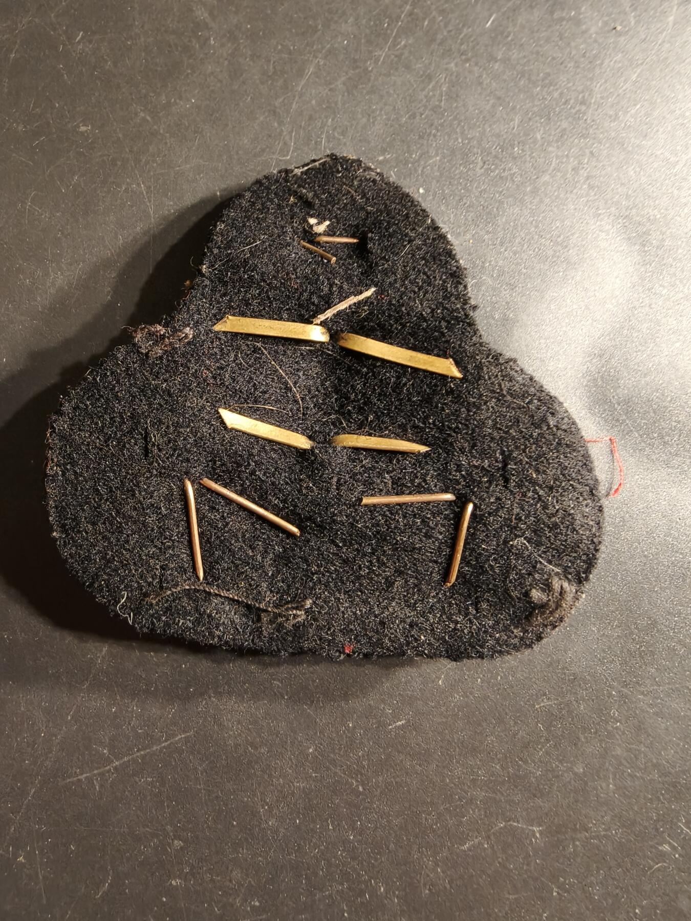 老王徽章第160期 丹麦海关礼服帽徽 底衬完整 大尺寸直径75mm