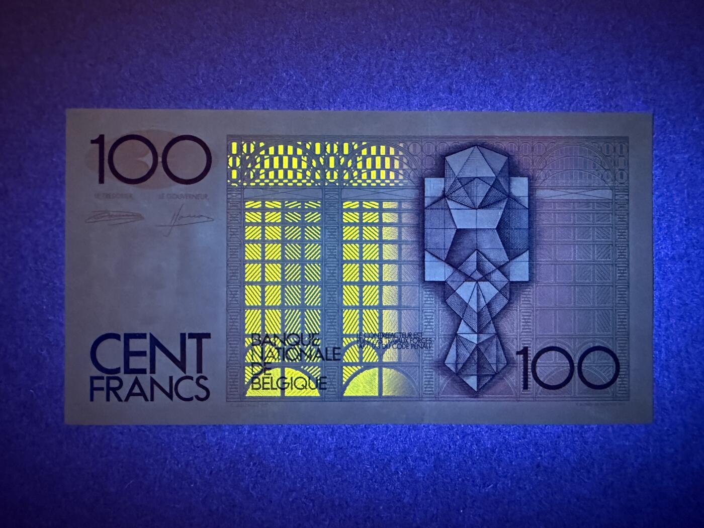 《艾美收藏》第218期-11.2周日外币荟萃 比利时100法郎 UNC 倒二版 比利时建筑师贝埃尔 无4