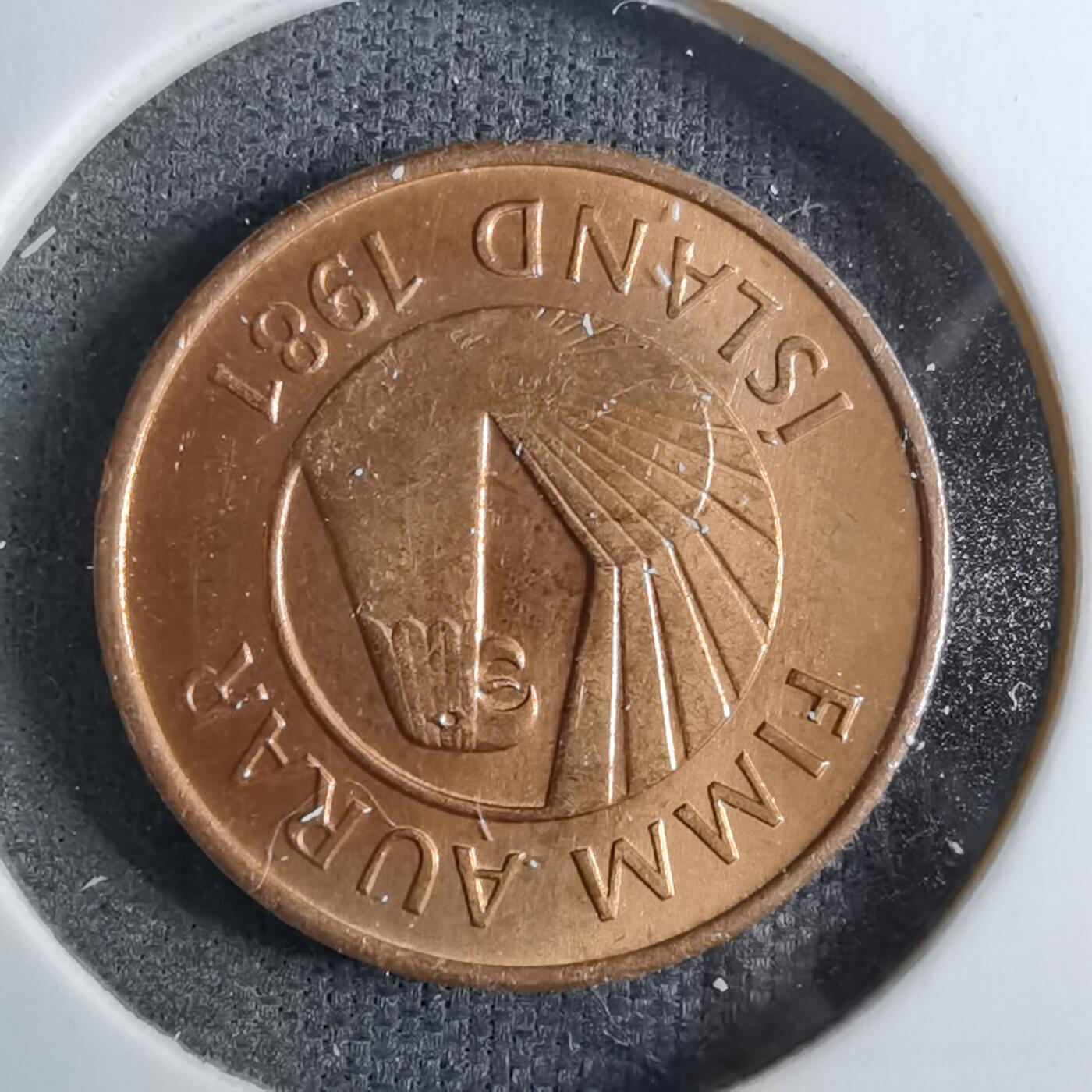 沼泽如烟--第886场 冰岛1981年5奥拉