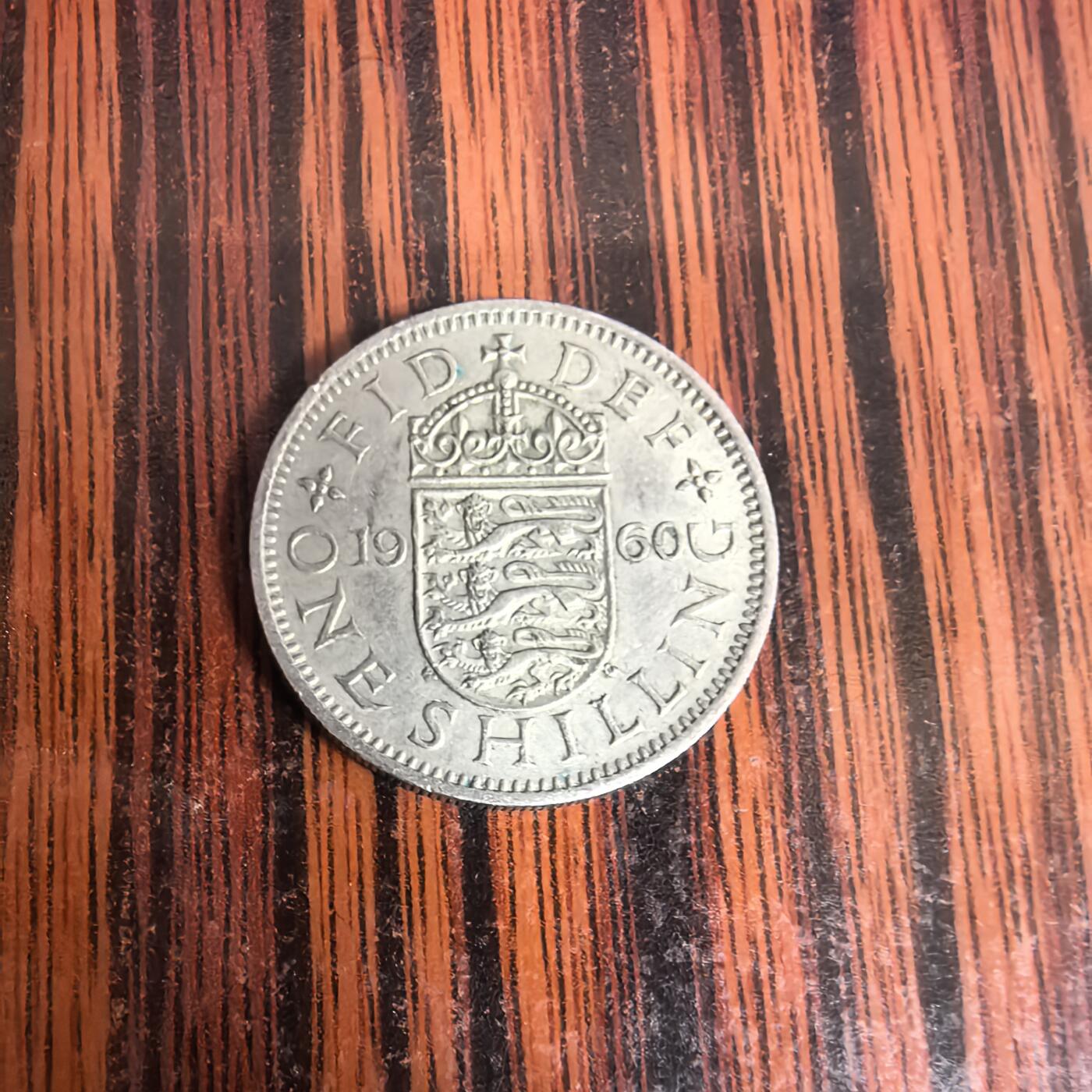 泡泡币外币第十九场可代拍15038385335微信 英国硬币。