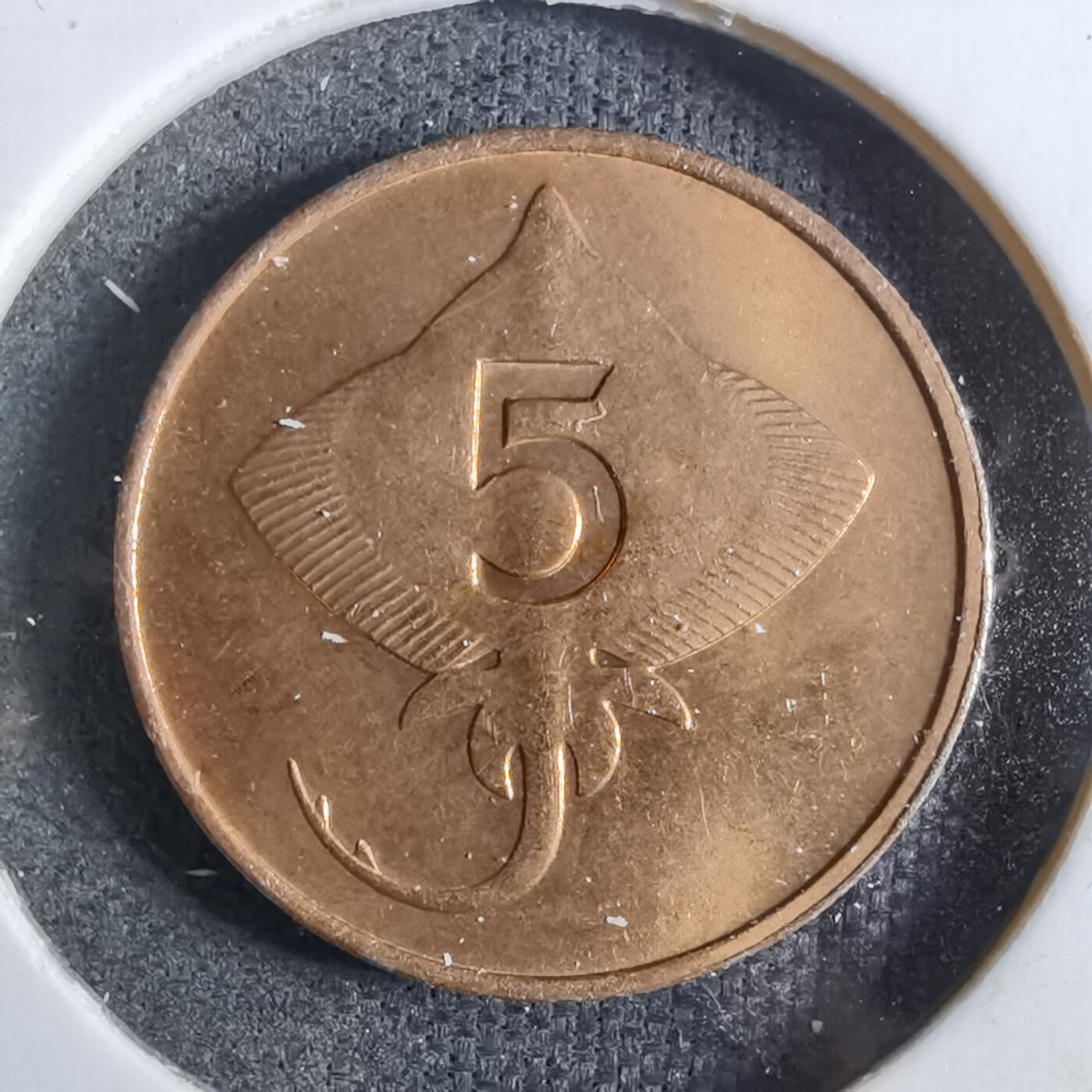 沼泽如烟--第886场 冰岛1981年5奥拉