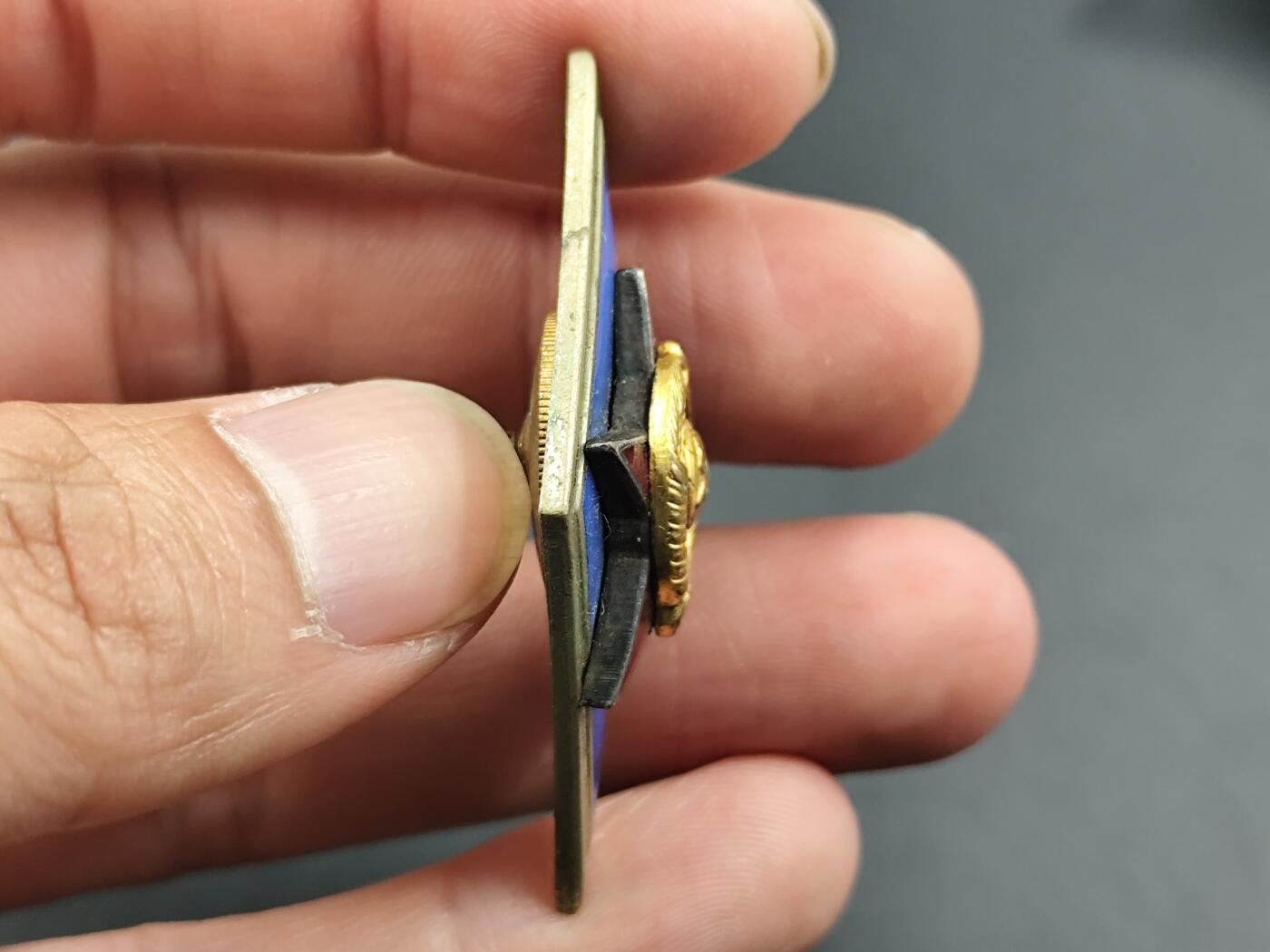 10月底 冲业绩 来一波精品证章场子