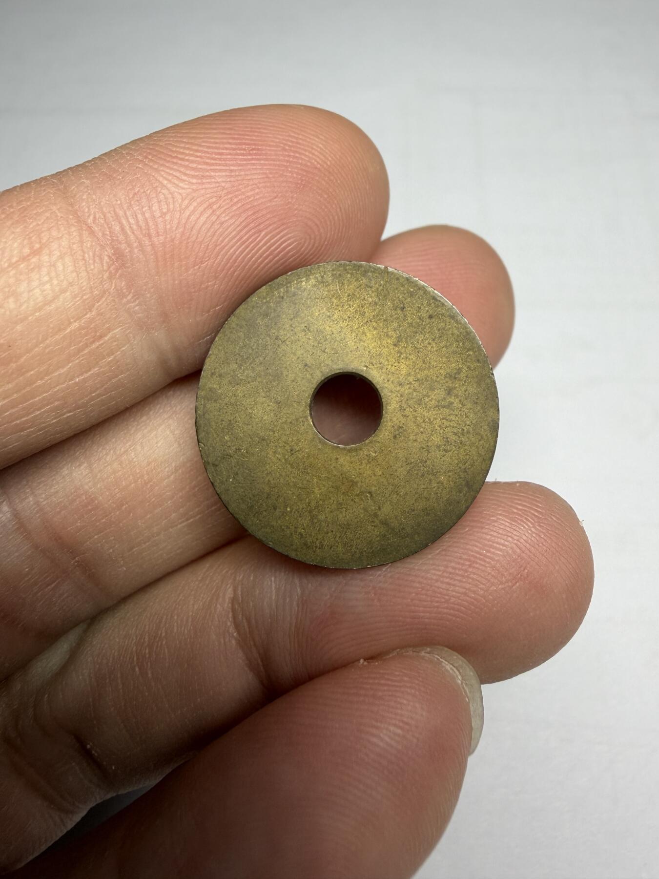 2025年集古藏今外币拍卖第十期-第1场—（总第281拍），本期古钱币全场包真，拍卖名称未备注的均无补裂翘等缺陷，可以寄存60天，满160元包邮。 代币，尺寸21.9*1.45