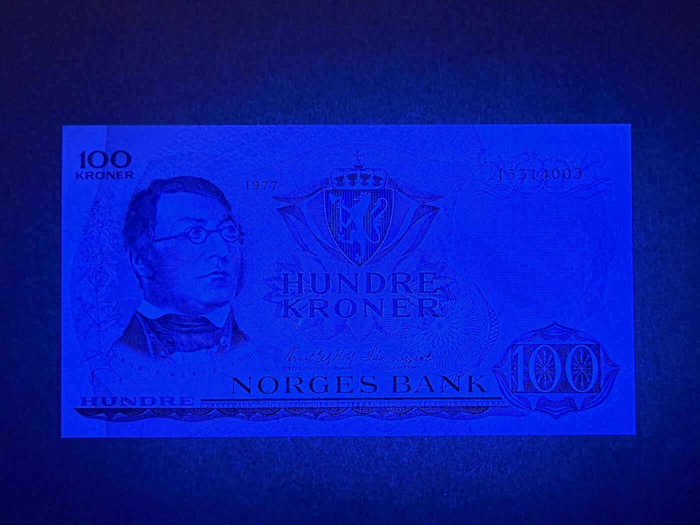 《艾美收藏》第218期-11.2周日外币荟萃 挪威100克朗 UNC 1977年 挪威戏剧家韦格朗