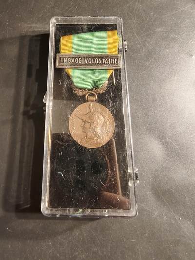 老王徽章第160期 - 法国一战荣誉志愿者服役奖章    带志愿者服役勋条    带盒子 