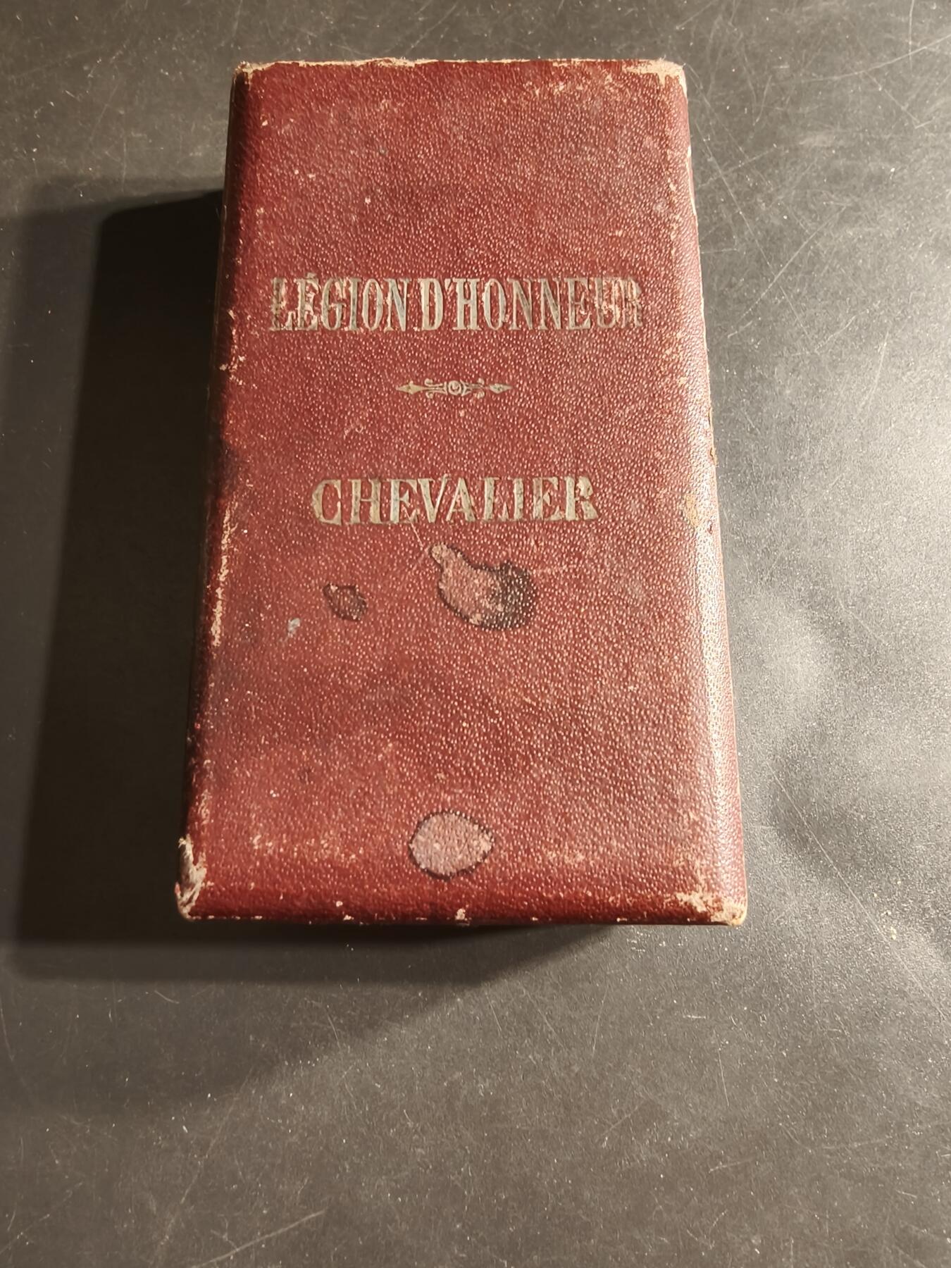 老王徽章第160期 法国骑士级荣誉军团勋章    原盒    银质珐琅    三共版本