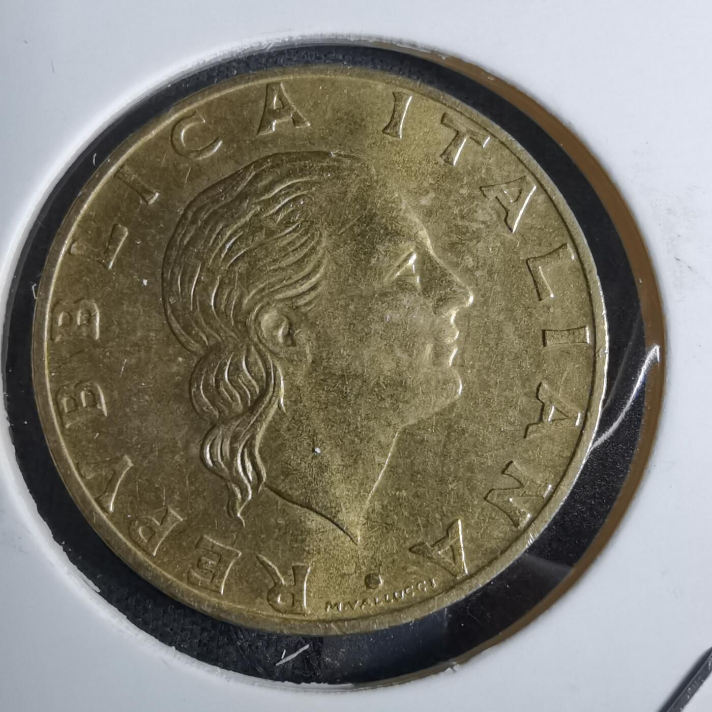 沼泽如烟--第886场 意大利1989年200里拉