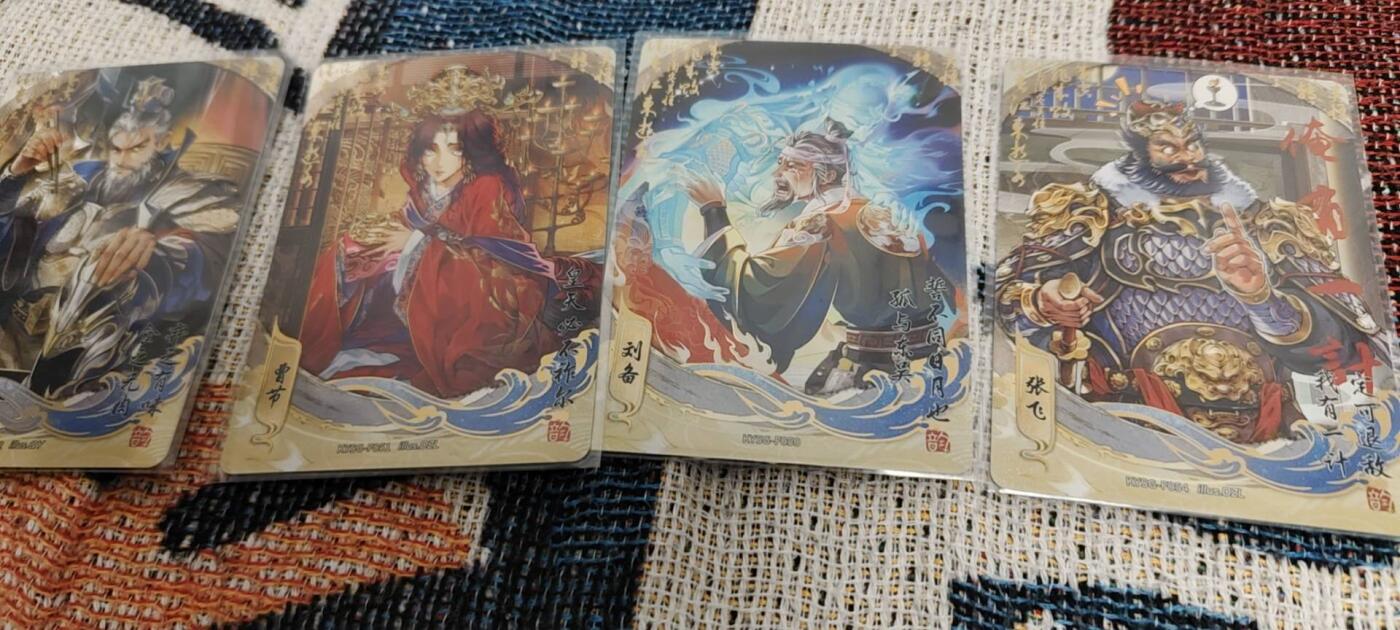 秋原瞳的小店第二十七期（持续收拍，11月秋意正浓，冬欲近，暖心囤卡好时光）