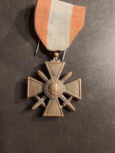 老王徽章第160期 - 法国海外行动版战争十字奖章 