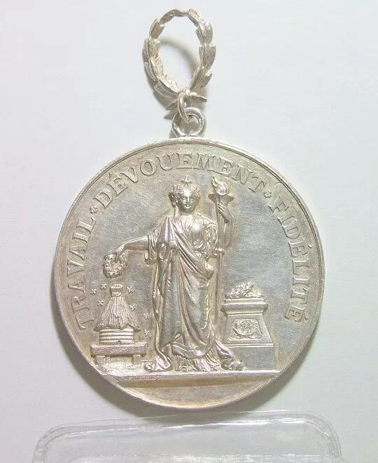 【银】法国1893年 女神站像高浮雕精制大银章 42MM 22.2克