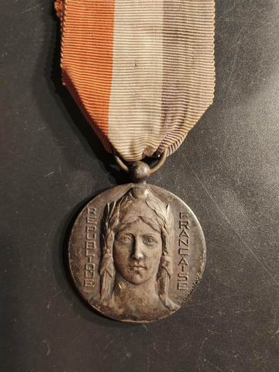 老王徽章第160期 - 法国纪念章    银级 