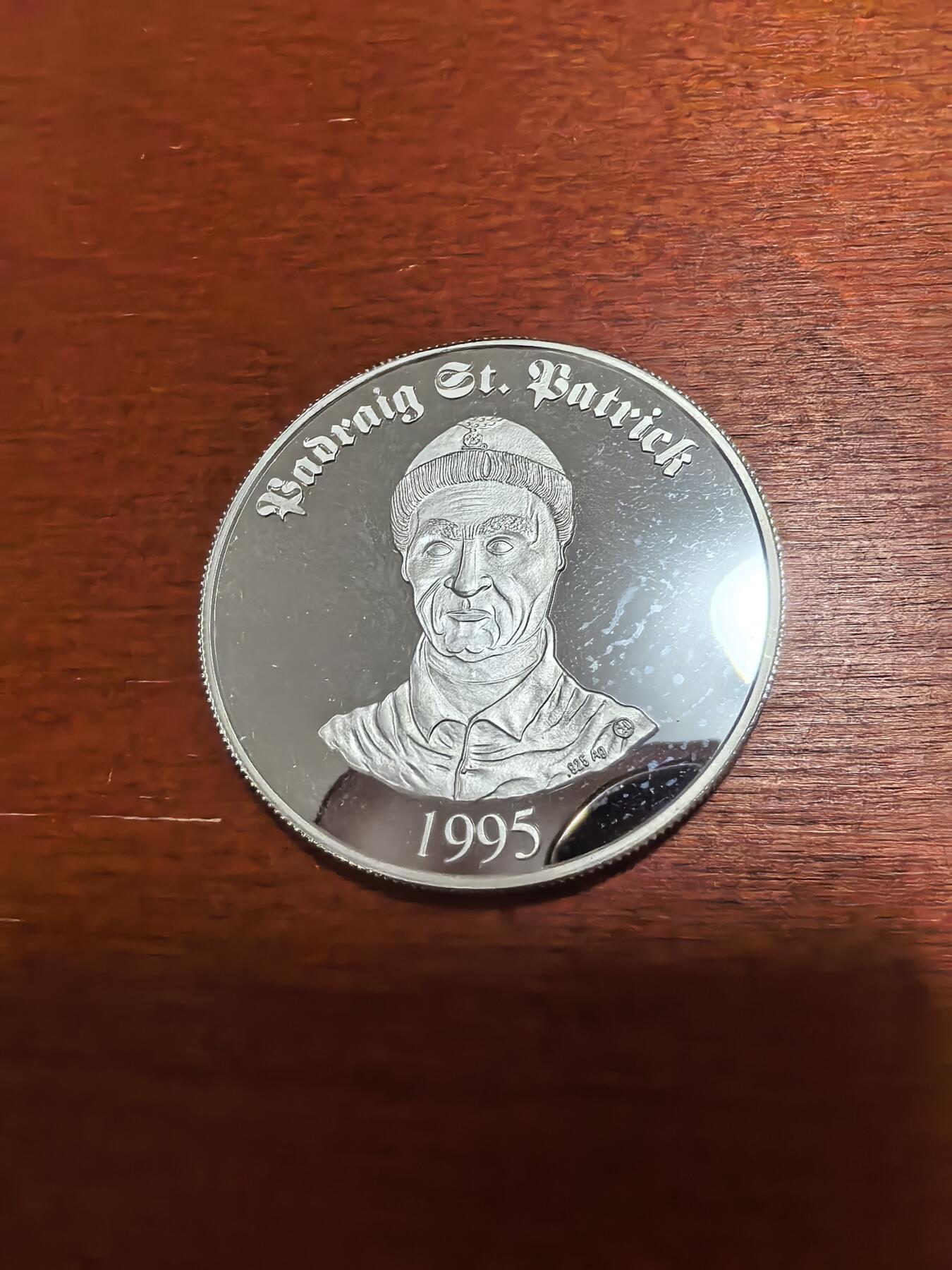 长老汇蛇年精选第六十九场拍卖 珍稀币！1995爱尔兰圣帕特里克20埃居精制银币，25克925银
