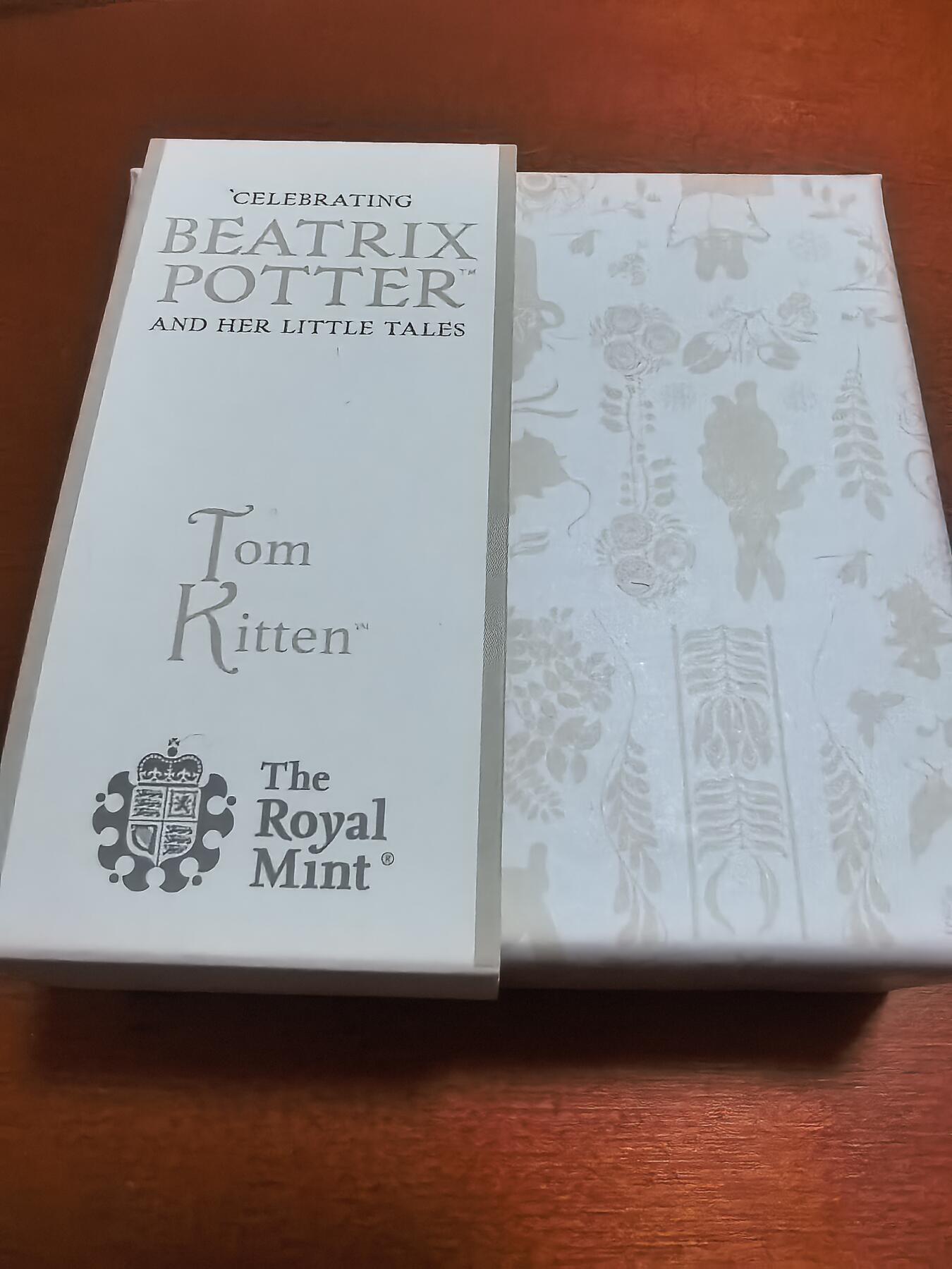 长老汇蛇年精选第六十九场拍卖 2017英国彼得兔系列汤姆猫50便士精制彩色银币，原盒证