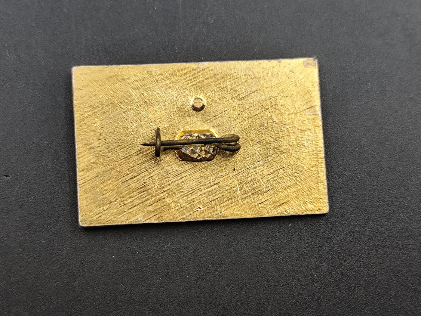 10月底 冲业绩 来一波精品证章场子 乌克兰生活服务奖章