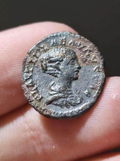 星盘世界钱币十一月五日古典币专场 - "罕见 古罗马帝国 普劳提拉 与卡拉卡拉结婚纪念 狄纳里银币  公元202年打制，正面为皇后侧像