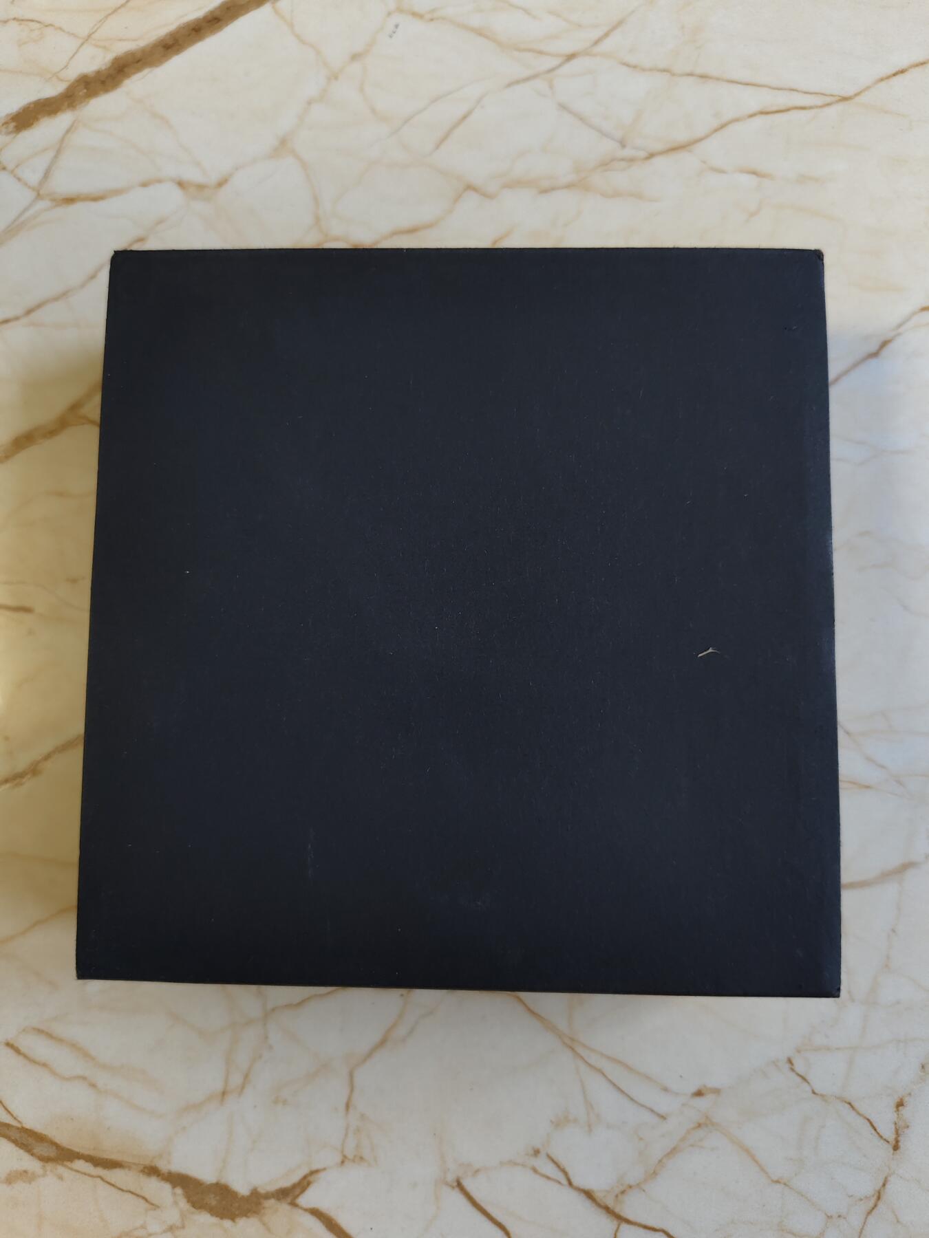 第180期拍卖【长期征集拍品】【北京币展专场】 帕劳2023年夜间猎人系列凯门鳄曜石黑2盎司彩银币，9999银，发行量888枚