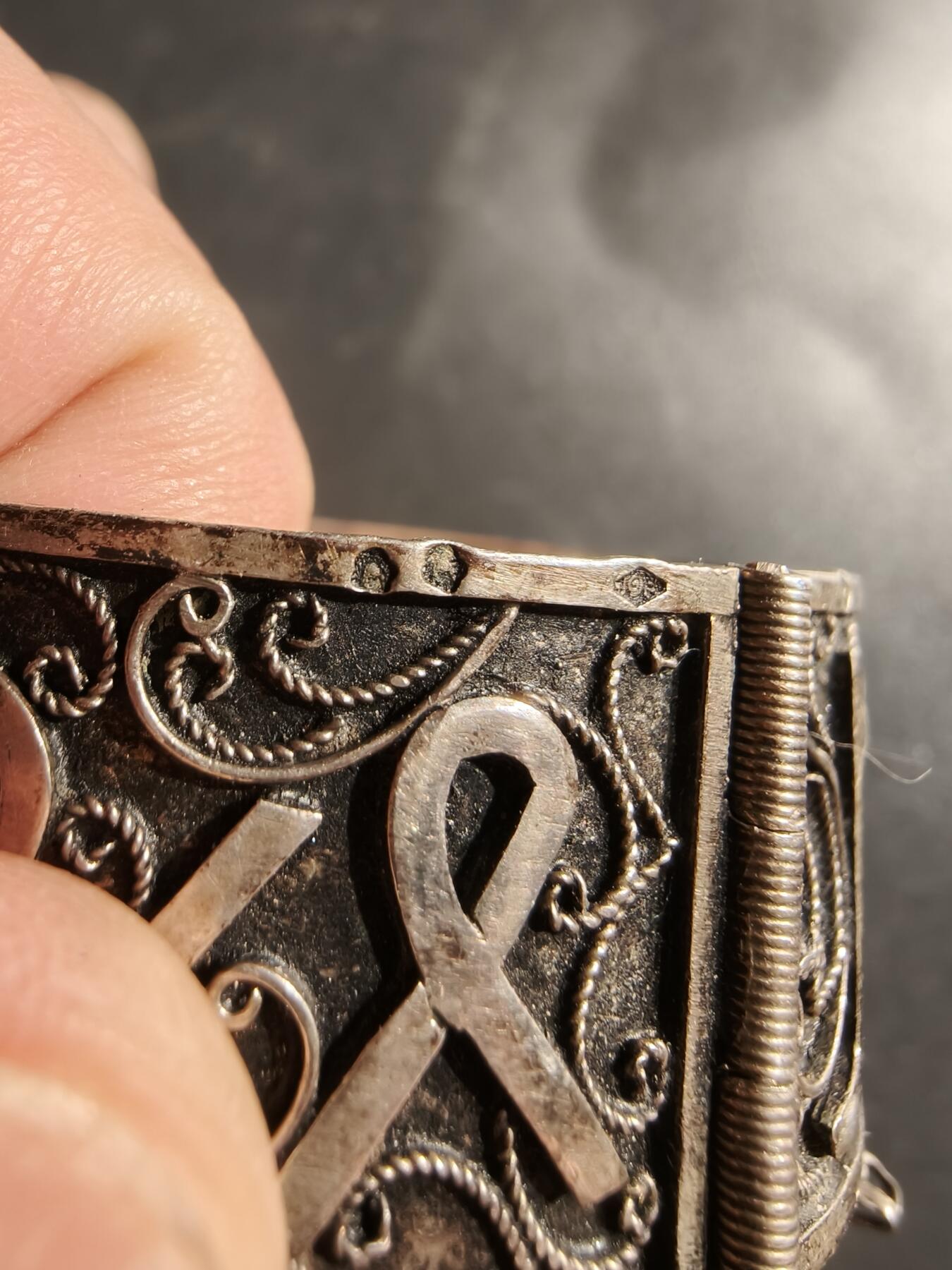 老王徽章第160期  法国银质手镯     螃蟹银标     33g