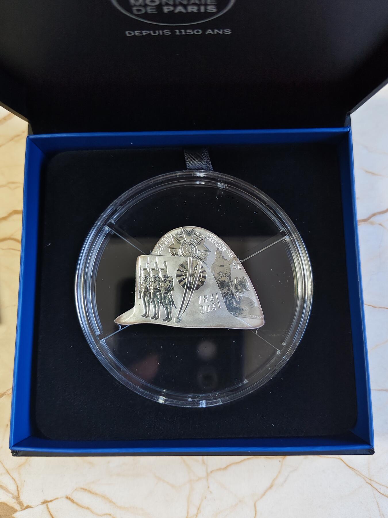 第180期拍卖【长期征集拍品】【北京币展专场】 法国2021年拿破仑逝世200周年异形精制纪念银币，999银，22.2克，有氧化