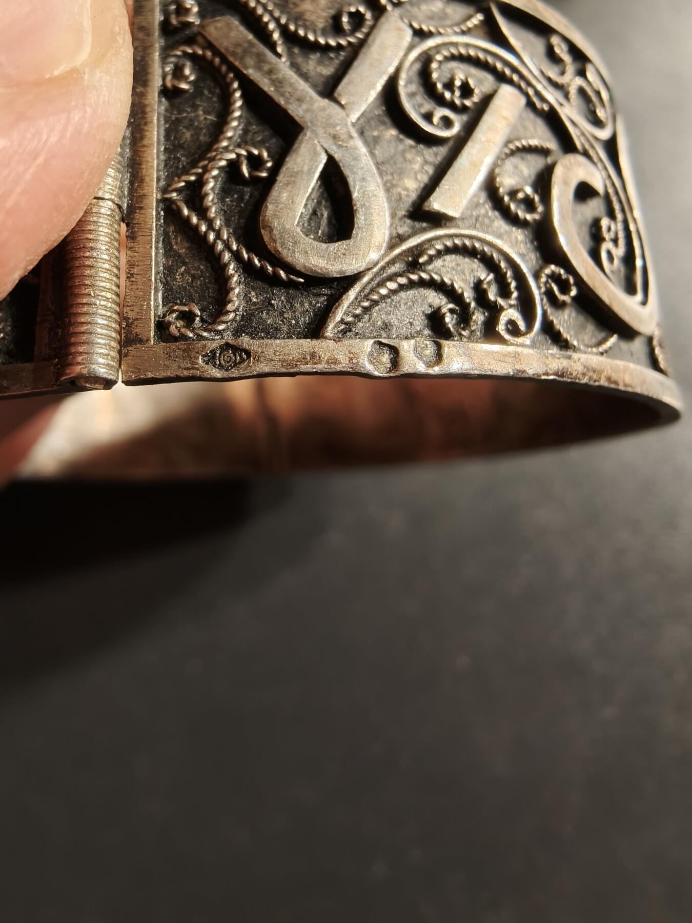 老王徽章第160期  法国银质手镯     螃蟹银标     33g