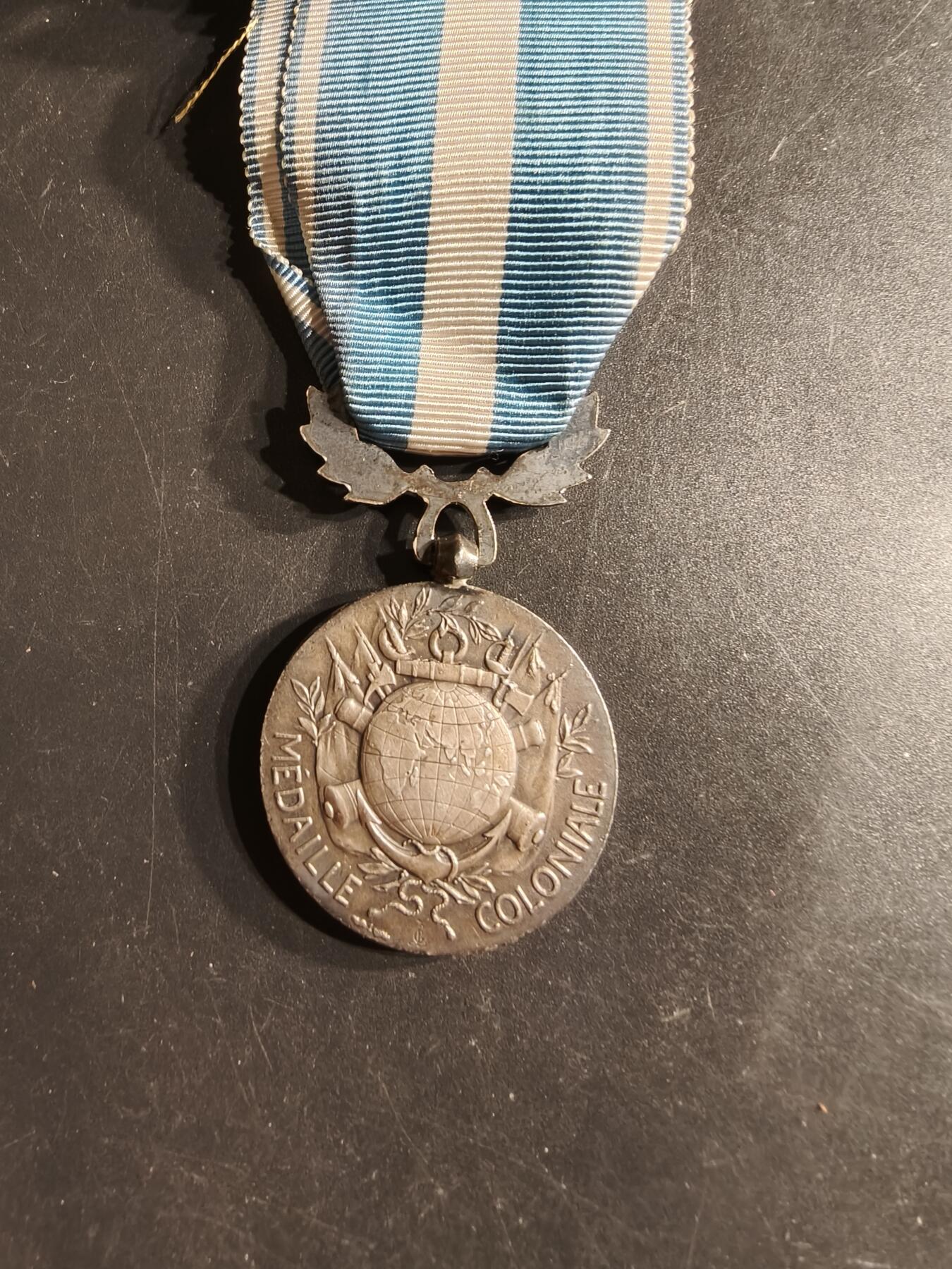 老王徽章第160期 法国殖民奖章    950银    18.5g