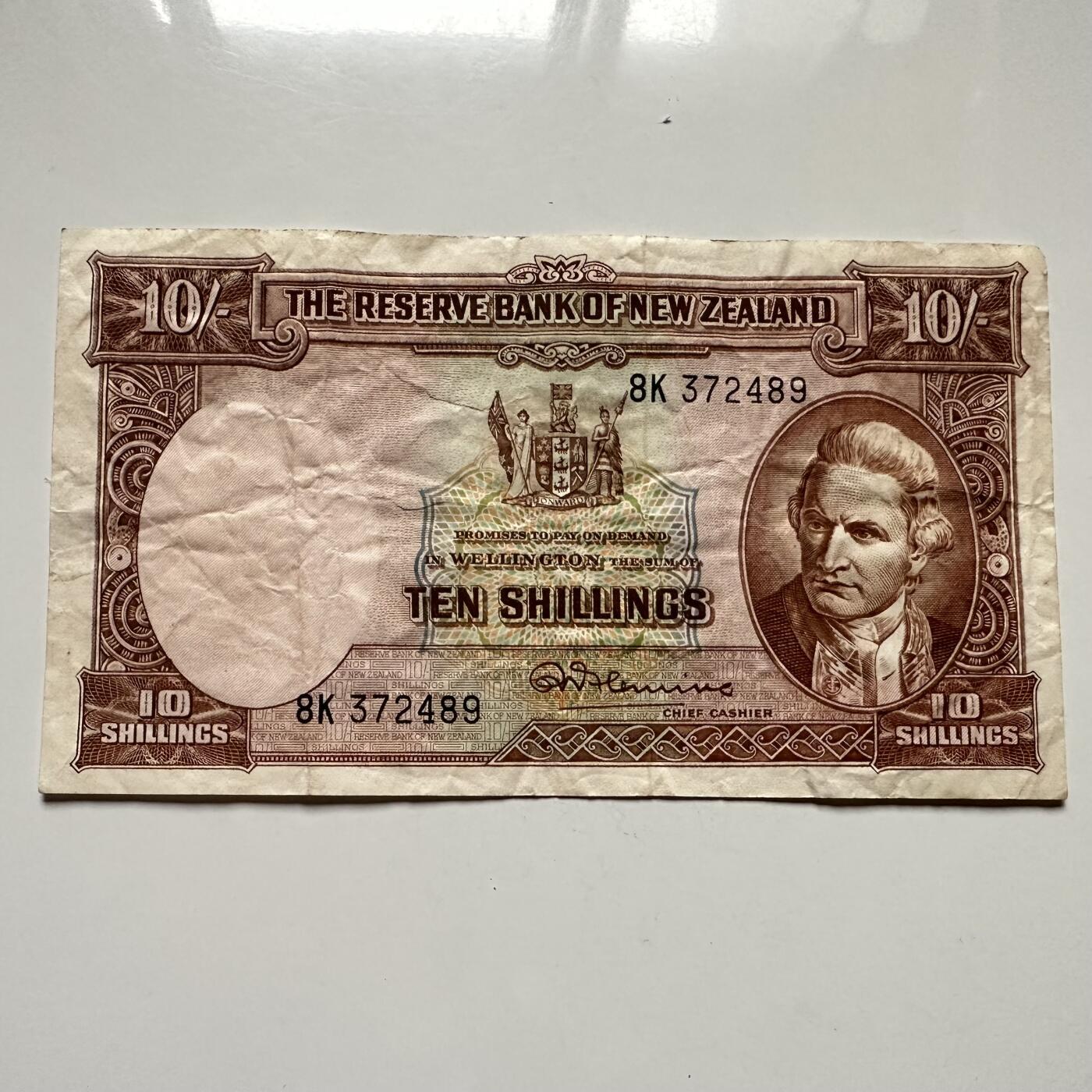 🌹外币初藏🌹🐯2025年第122场  每周二四六晚8️⃣点 接代拍 新西兰1940版10先令