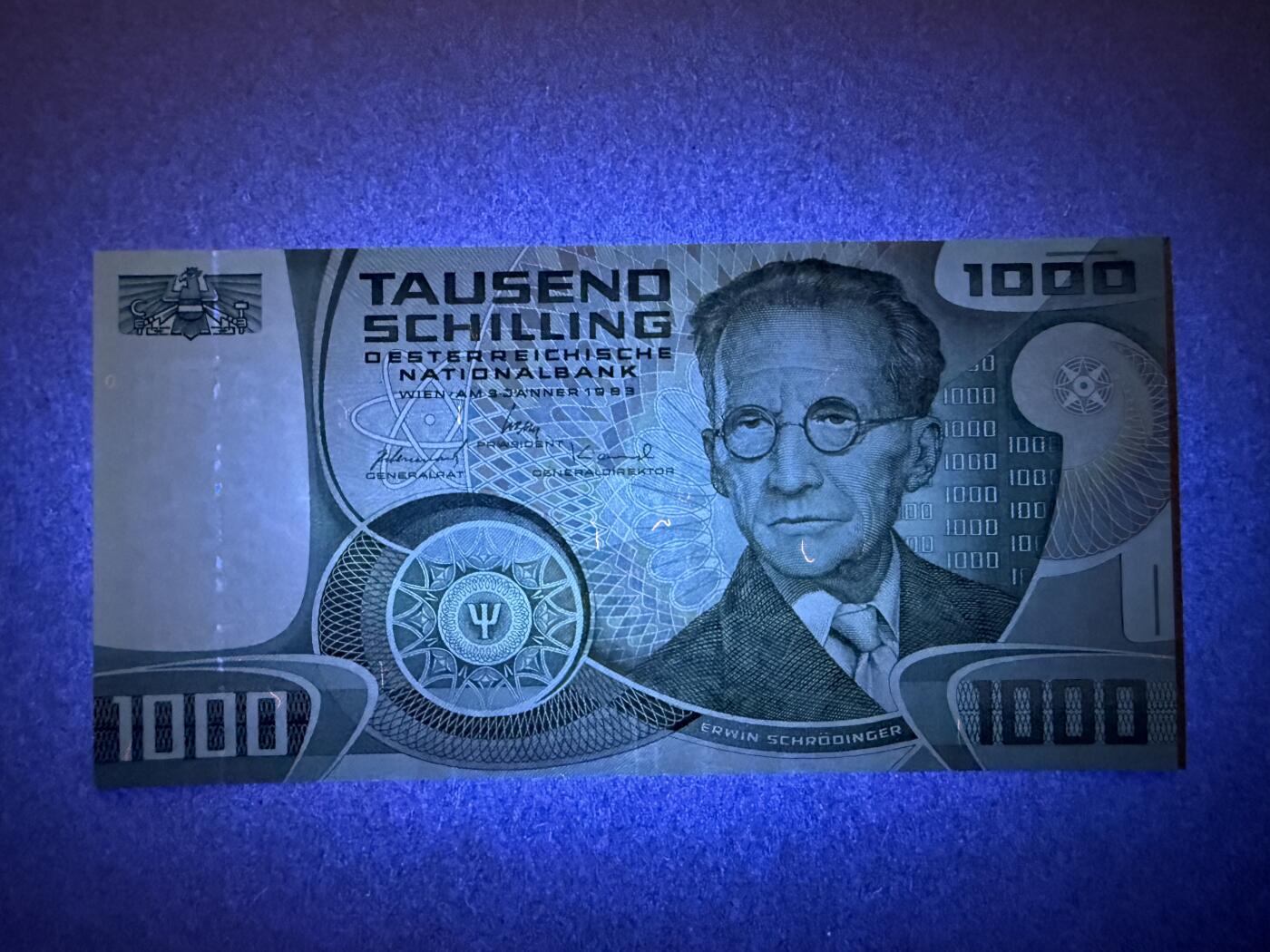 《艾美收藏》第218期-11.2周日外币荟萃 奥地利1000先令 AU 1983年薛定谔 不明显的暗折 无4
