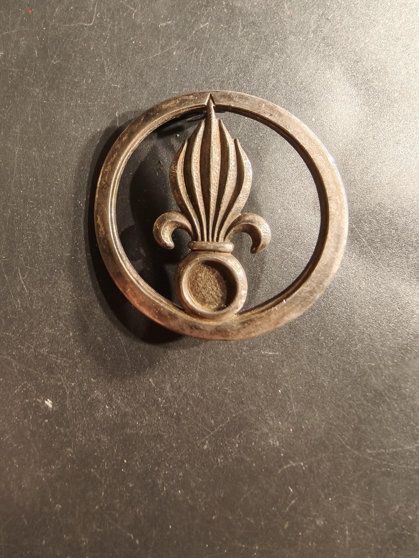 老王徽章第160期 法国外籍军团贝雷帽徽 