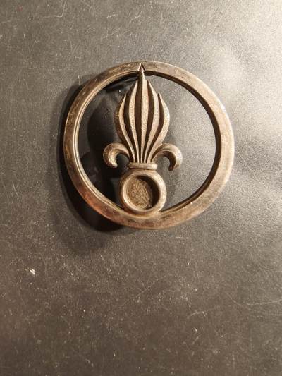 老王徽章第160期 - 法国外籍军团贝雷帽徽 