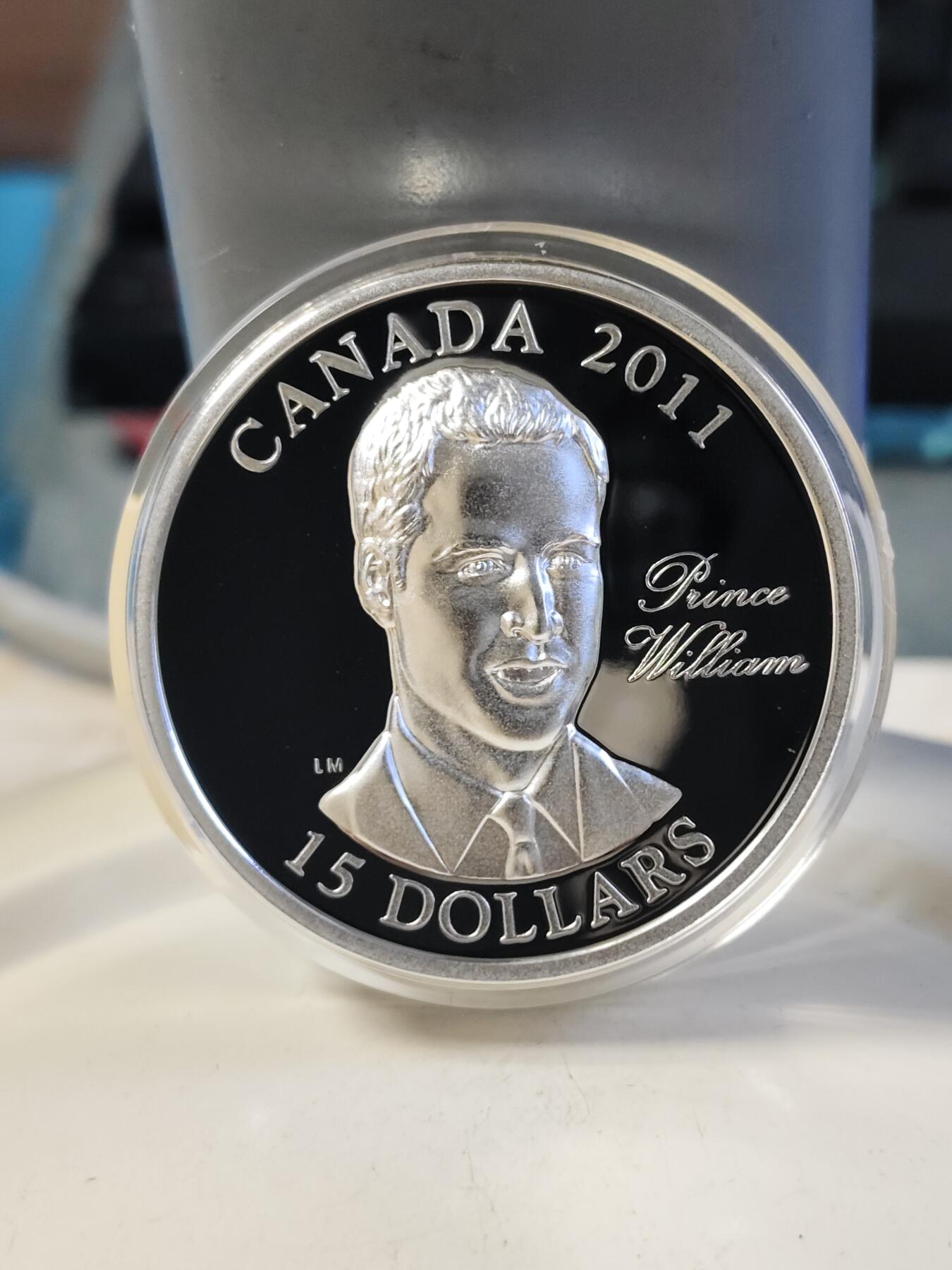 第180期拍卖【长期征集拍品】【北京币展专场】 加拿大2011年英国皇室威廉王子纪念银币2枚套装，925银，30克*2