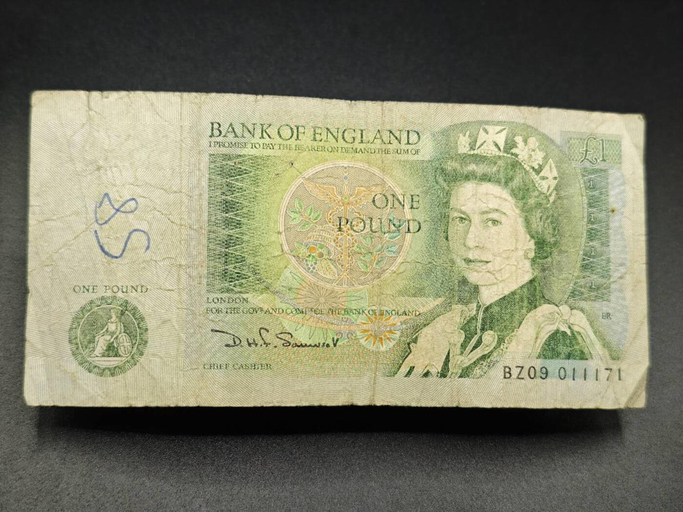 【淘币小摊】实时拍第七百八十三拍   无佣金纸币福利场   满百包邮可预留二周 每周一统一发货  