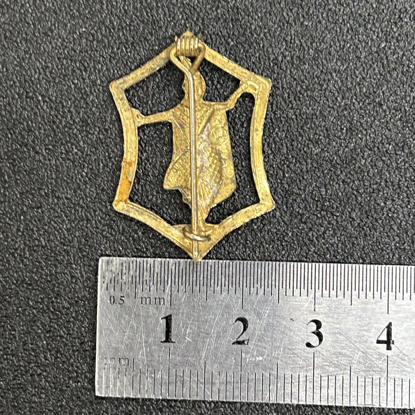 西秦中古拍卖第六十三期 泰国女童子军证章 早期版