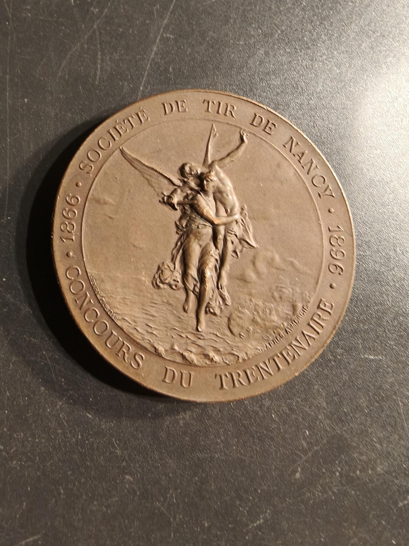 老王徽章第160期  法国1896南锡射击竞赛大铜章     直径45mm.    重量47.4g