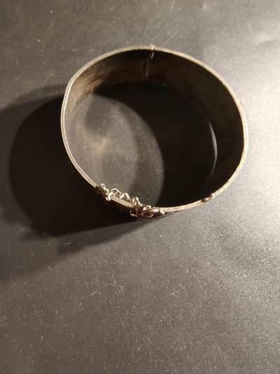 老王徽章第160期 -  法国银质手镯     螃蟹银标     33g