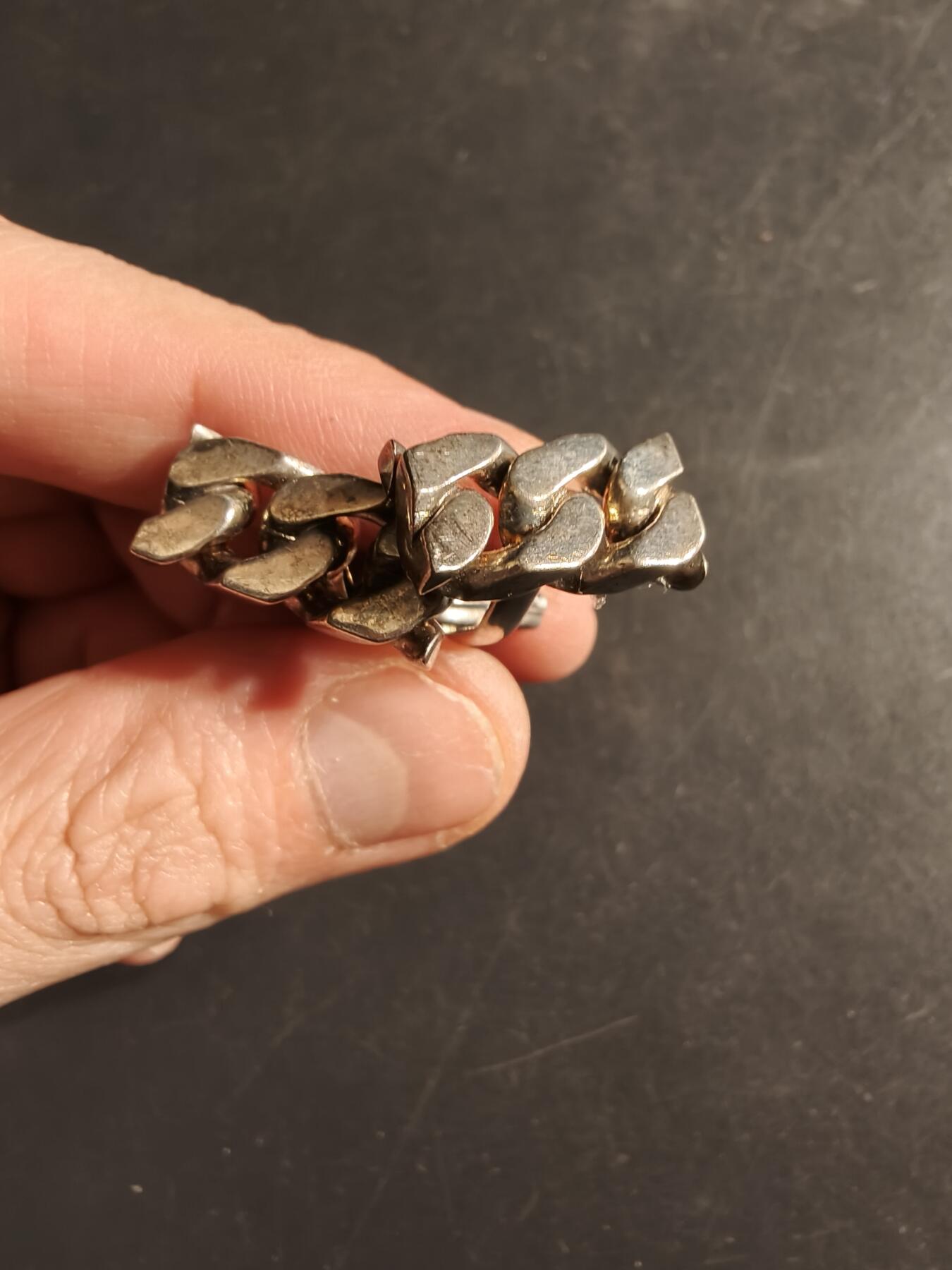 老王徽章第160期 法国银质袖扣一组     螃蟹银标    14.7g