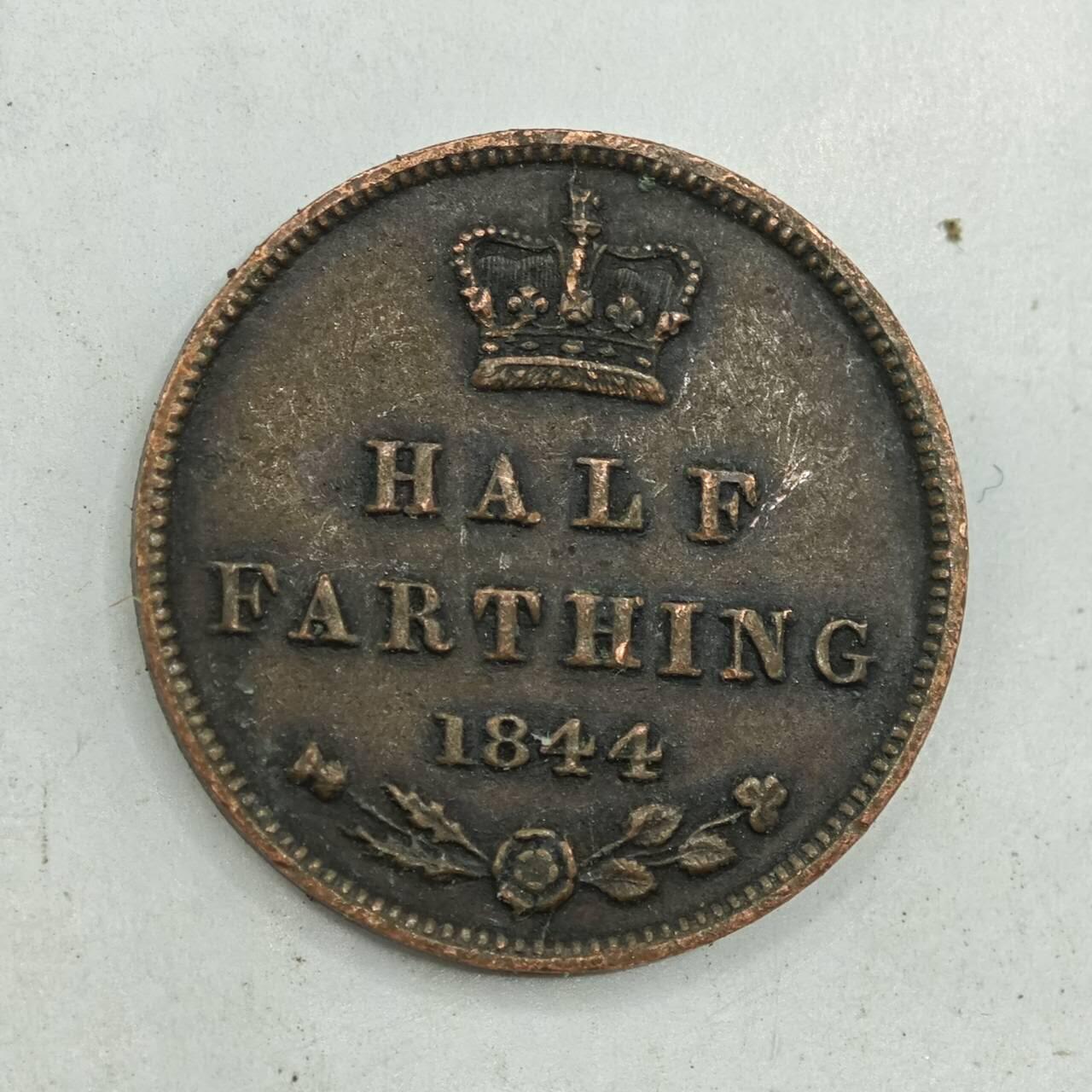 【淘币小摊】限时拍第七百八十四拍  老铜币场  满百包邮可预留两周  周一统一发货  英国1844年维多利亚1/2法新铜币