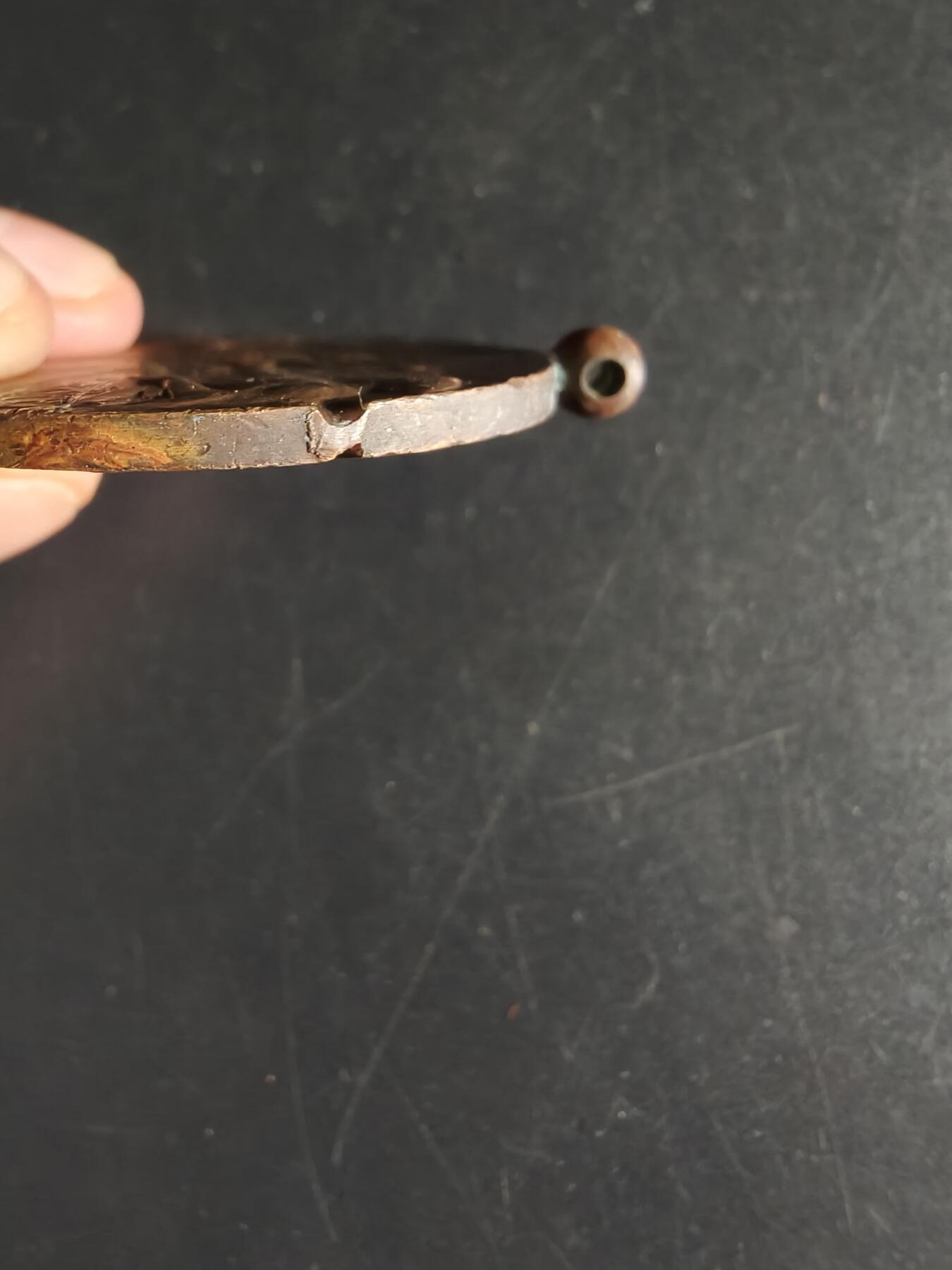 老王徽章第160期 法国体操协会大尺寸铜奖章     直径45mm.    重量39.5g