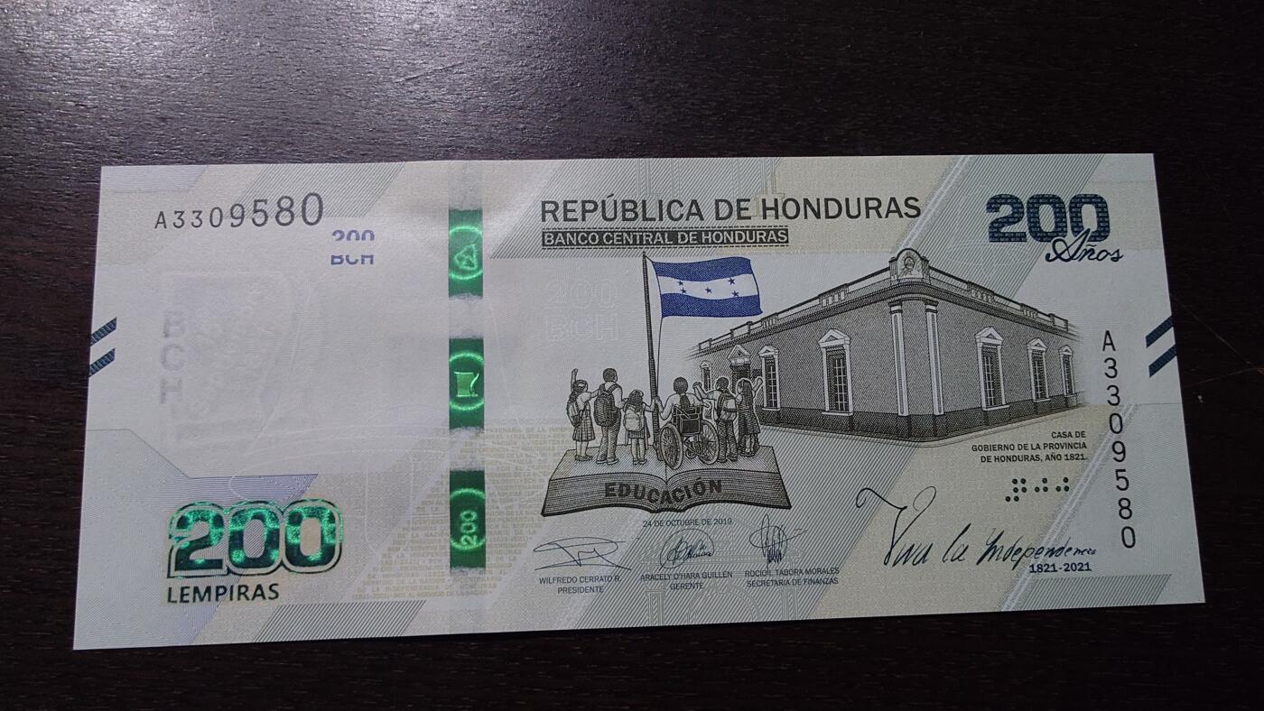世界钱币～微拍第212期暨2025年第52期  部分库存清仓选号 2021年洪都拉斯200伦皮拉 纪念钞全新绝品无47尾号580