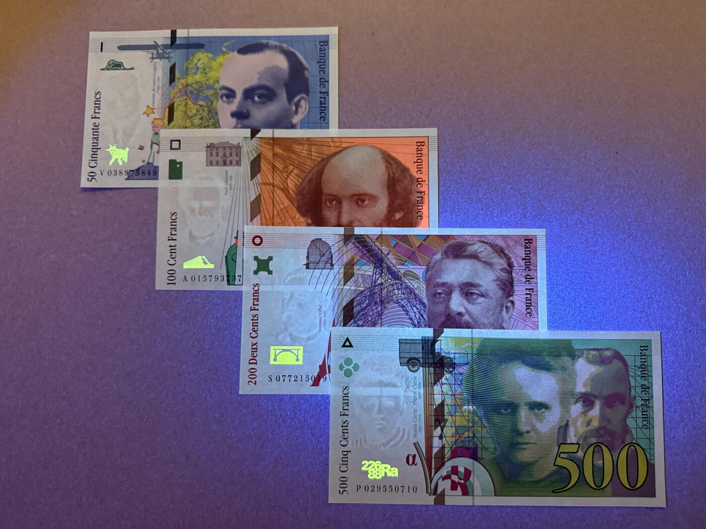《艾美收藏》第218期-11.2周日外币荟萃 法国50、100、200、500法郎4张 UNC 末版 有3张无4