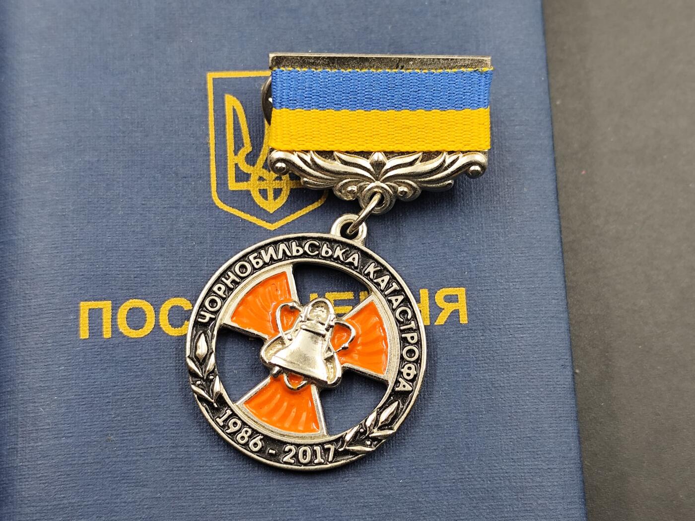 10月底 冲业绩 来一波精品证章场子